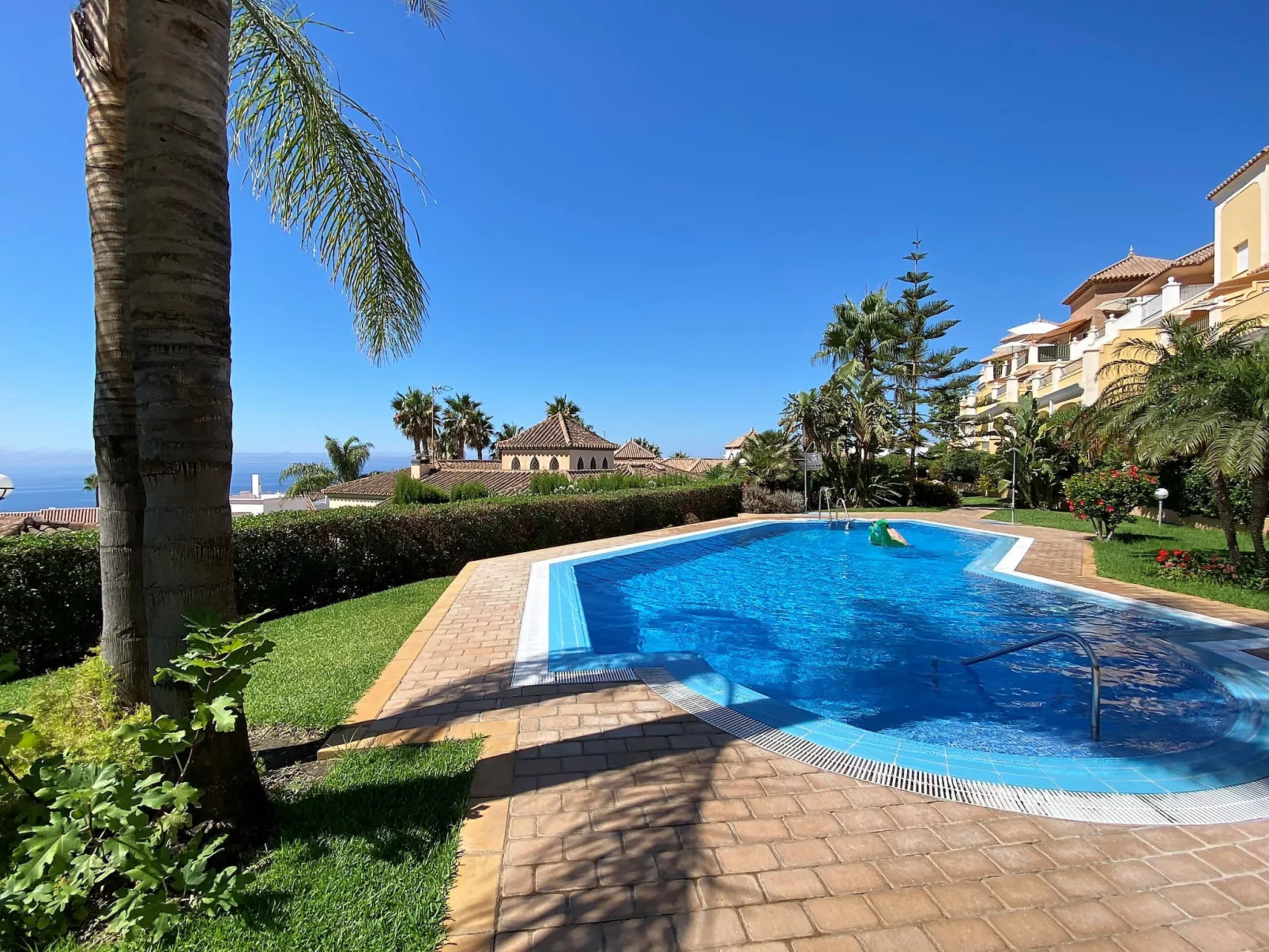 Senorio de Capistrano by Casasol - Outside