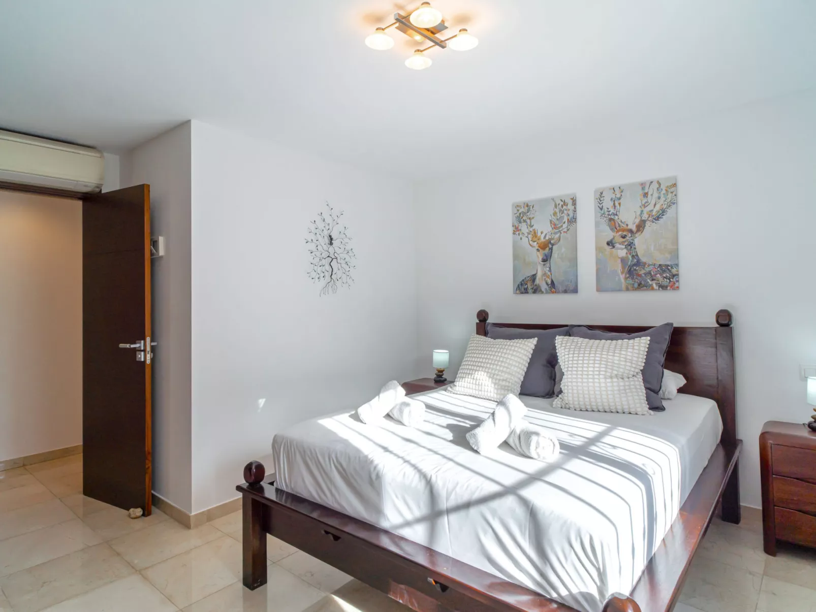 Villa Grande Luxe Private Pool by Casasol - Drinnen