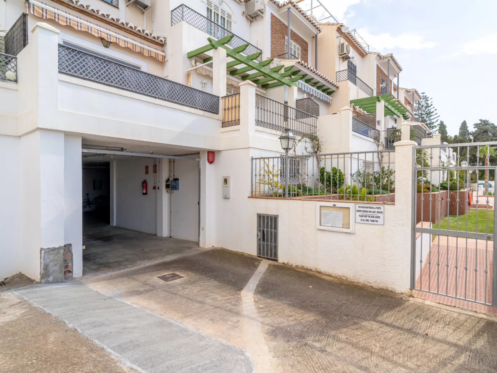 Fuentesol 16 Casa Sunrise by Casasol - Outside