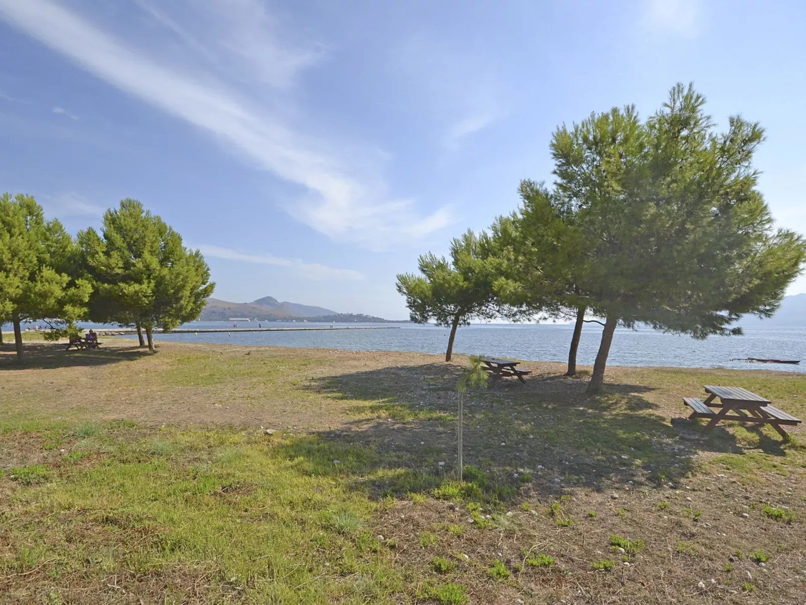 Llenaire - Xata - Outside