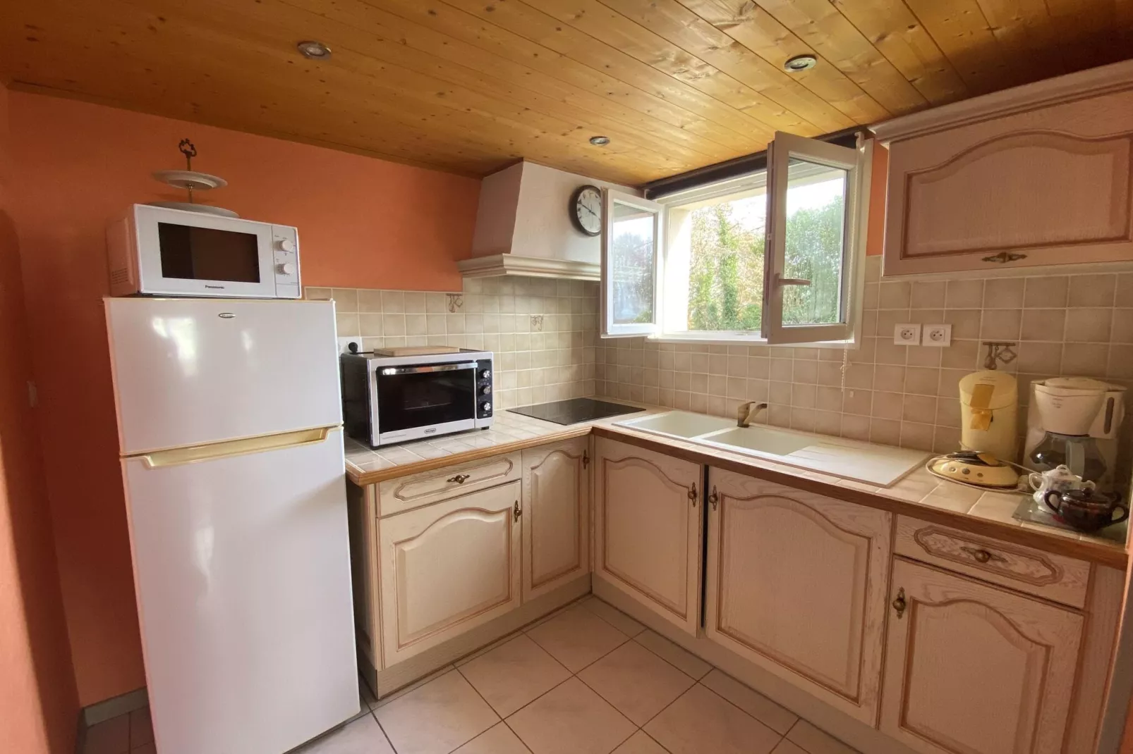 Joli studio à Rosporden-Kitchen