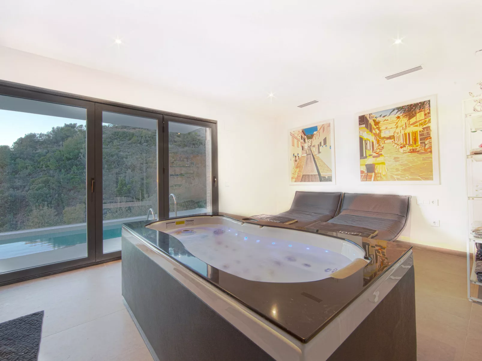 Luxury Villa Tomillo - Drinnen