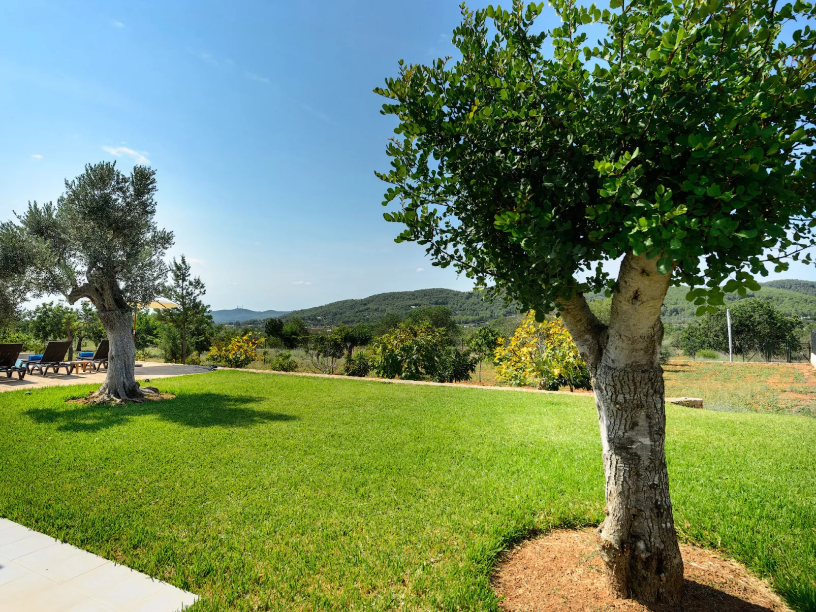 VILLA LUNA - Draußen