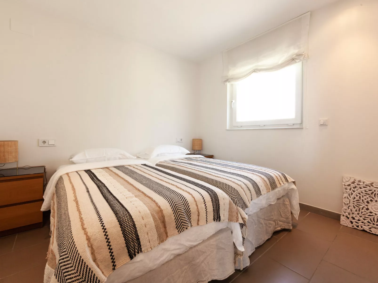 Villa Madrugada, beachside villa in Costabella - Drinnen
