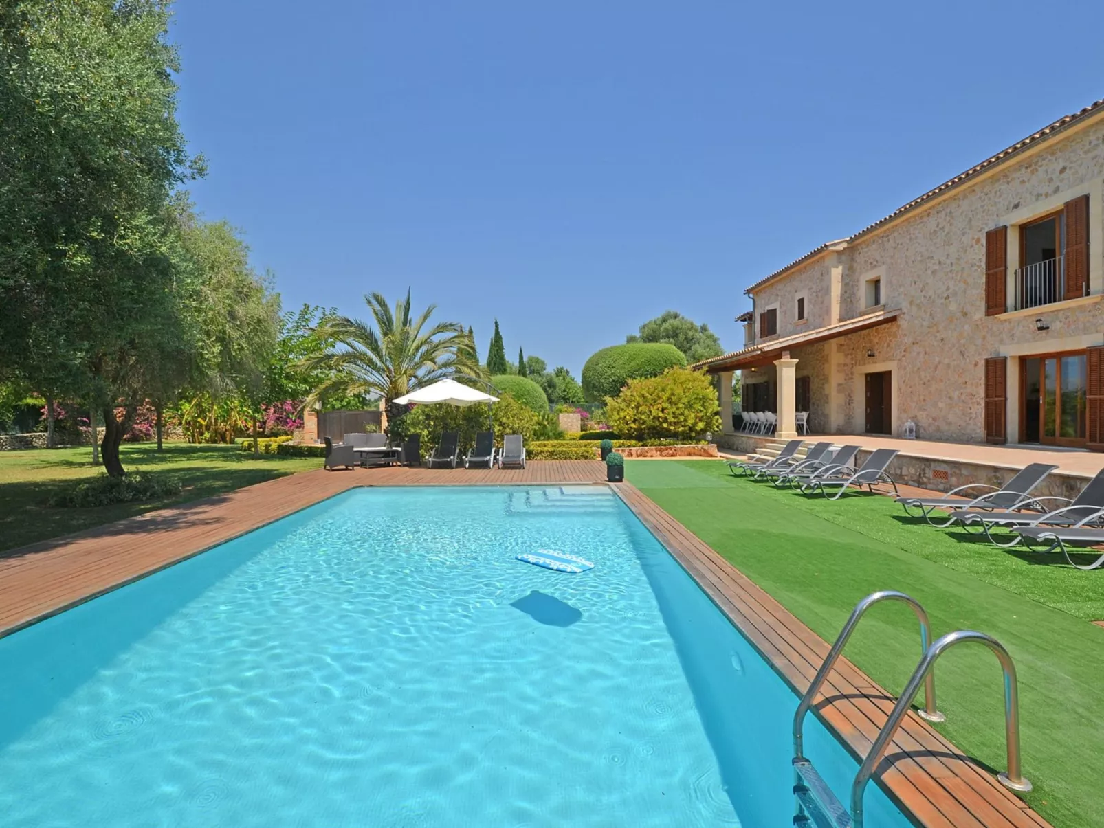 Santa Maria - Draußen