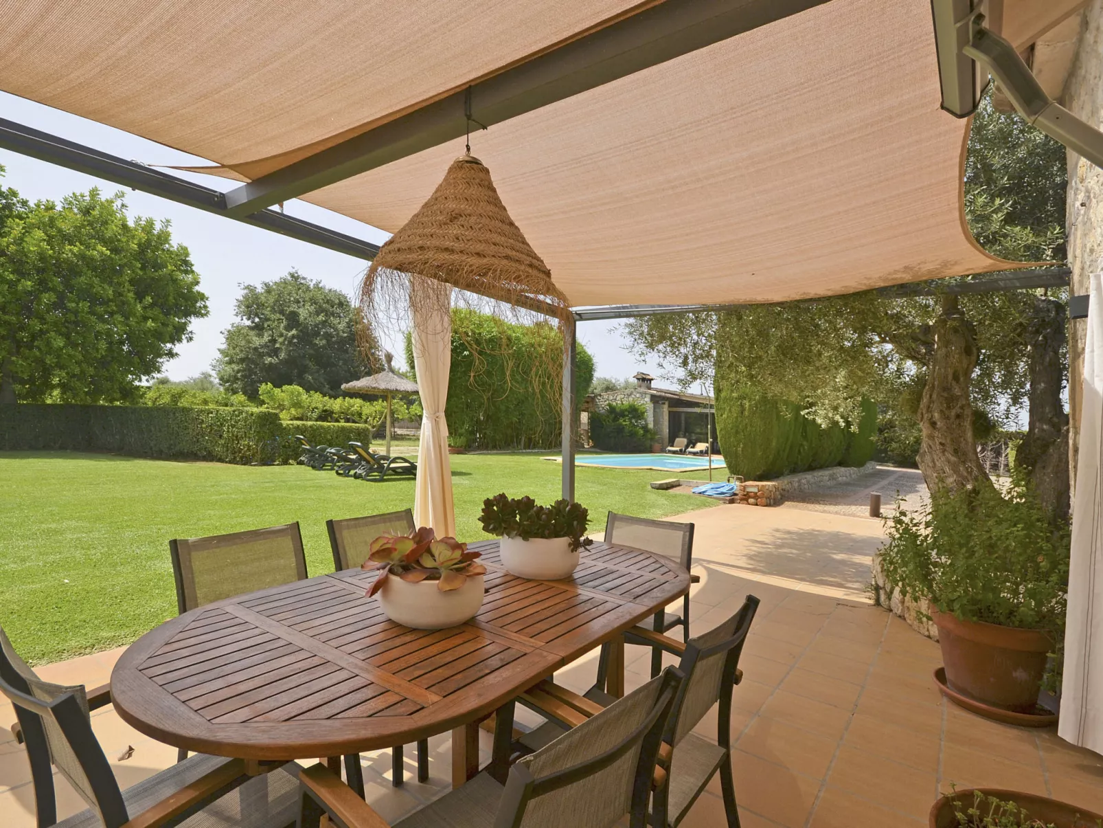 Bennassar - Draußen