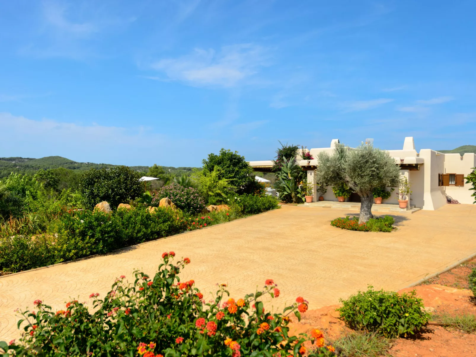 VILLA LUNA - Draußen