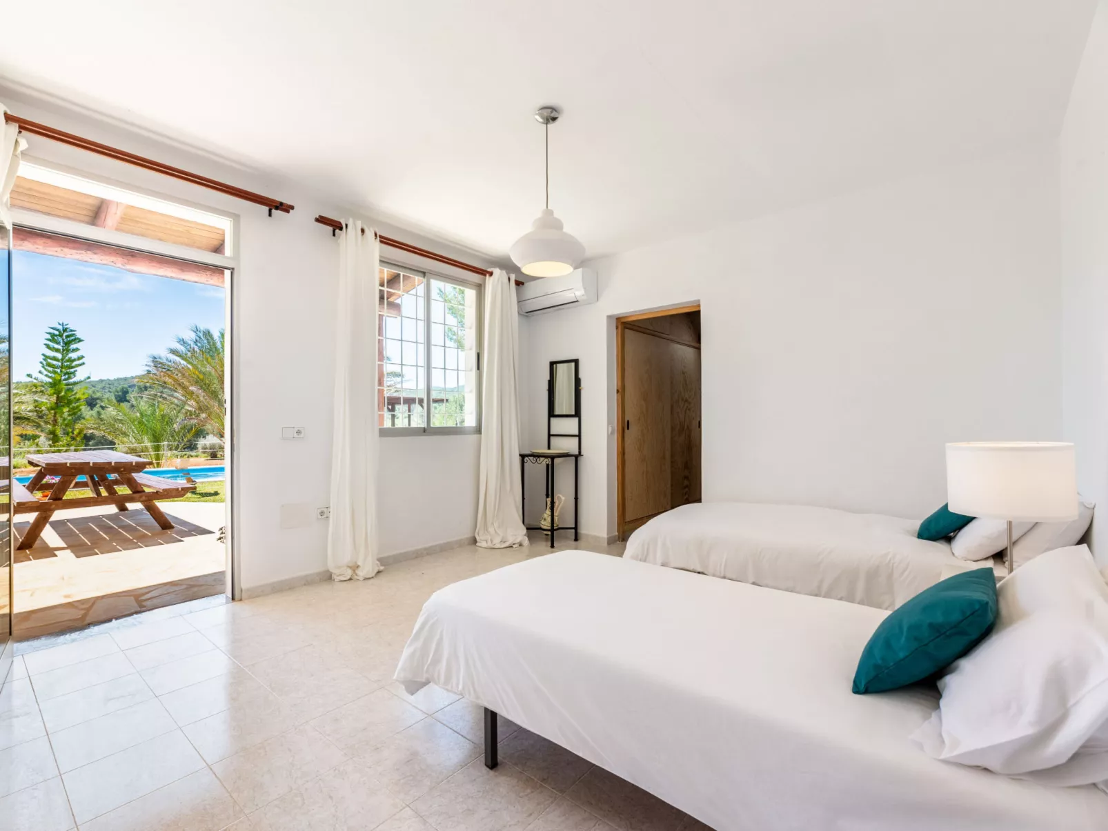 VILLA JAZMÍN - Inside