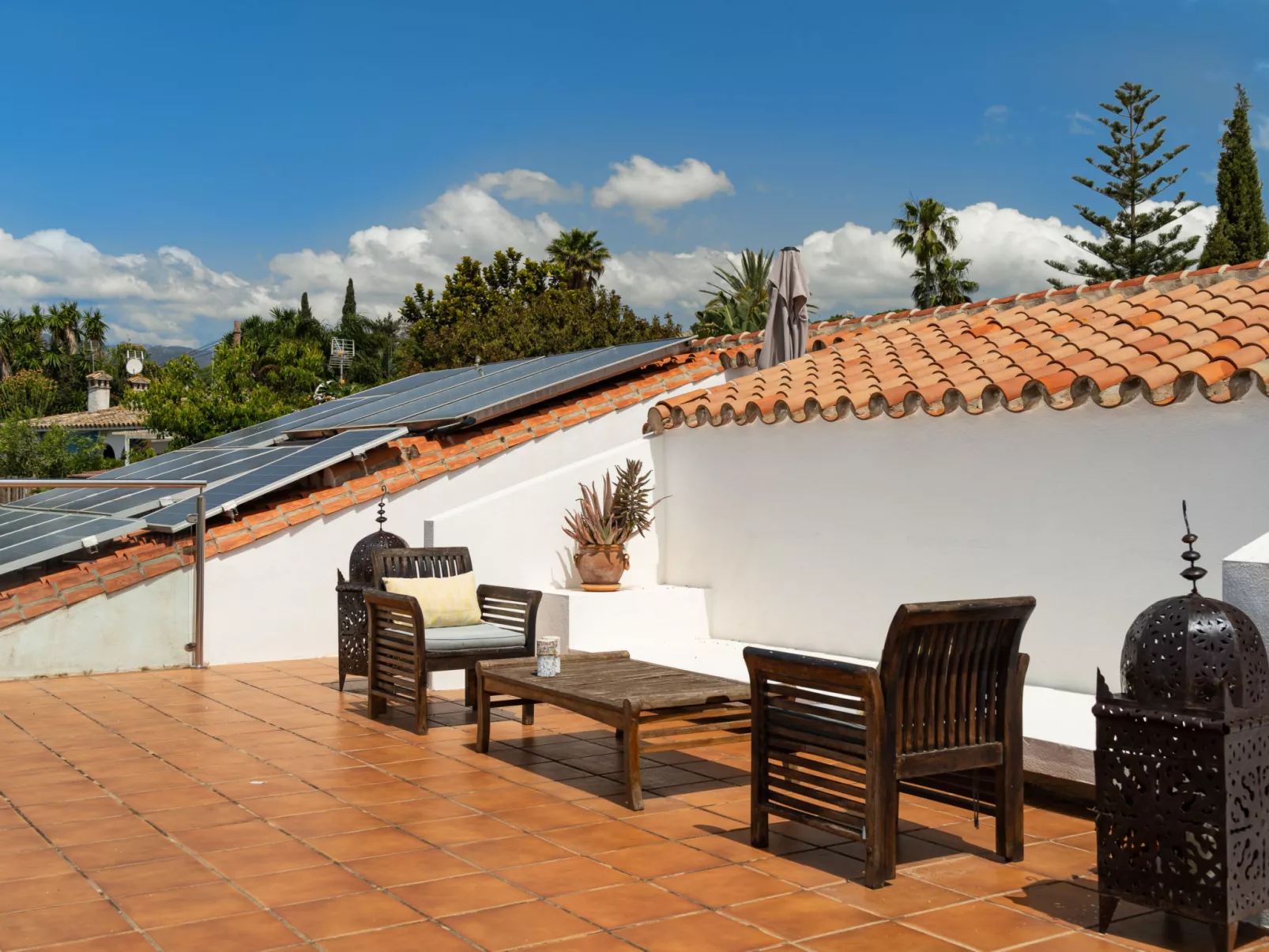 Villa Madrugada, beachside villa in Costabella - Draußen