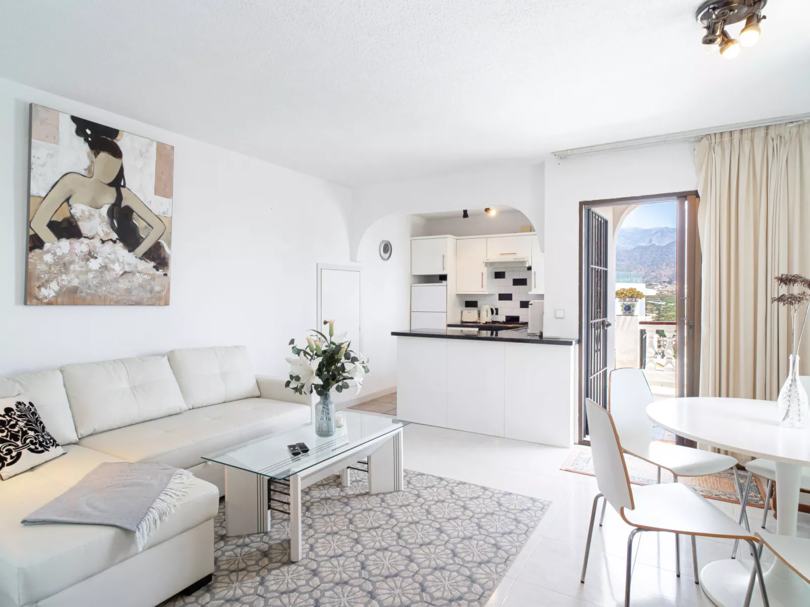 Mirador de Punta Lara by Casasol - Drinnen