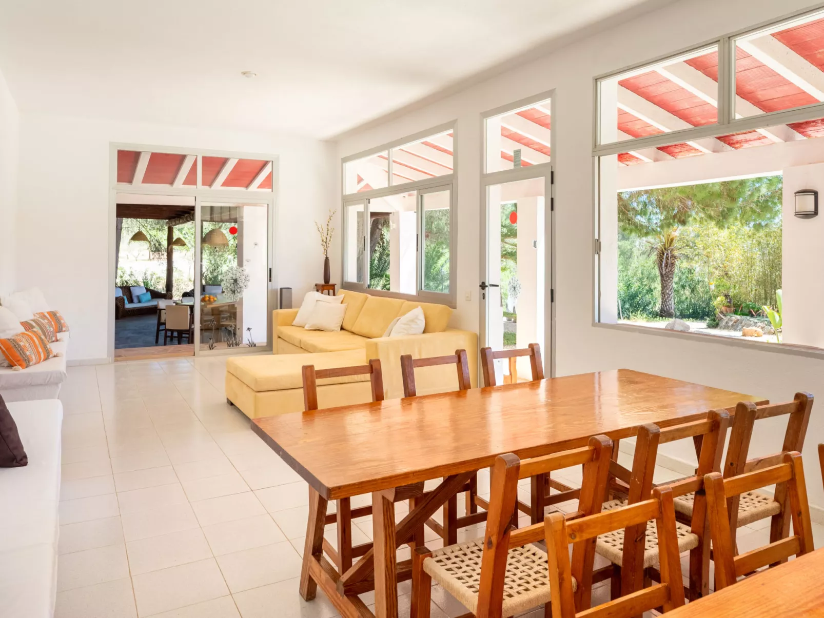 VILLA JAZMÍN - Inside