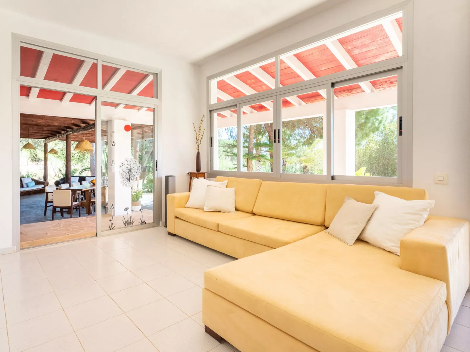 VILLA JAZMÍN - Inside