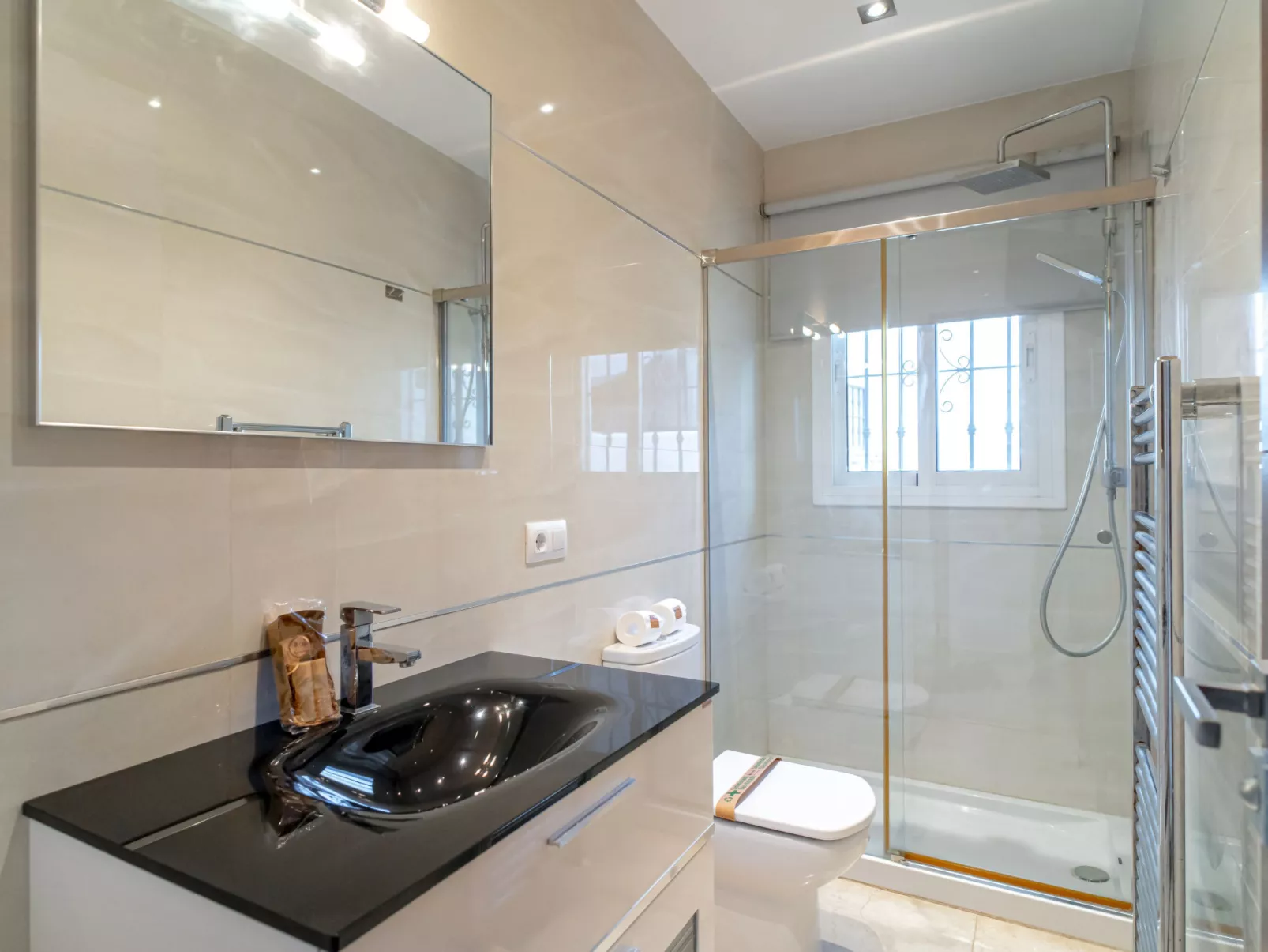 Villa Grande Luxe Private Pool by Casasol - Drinnen