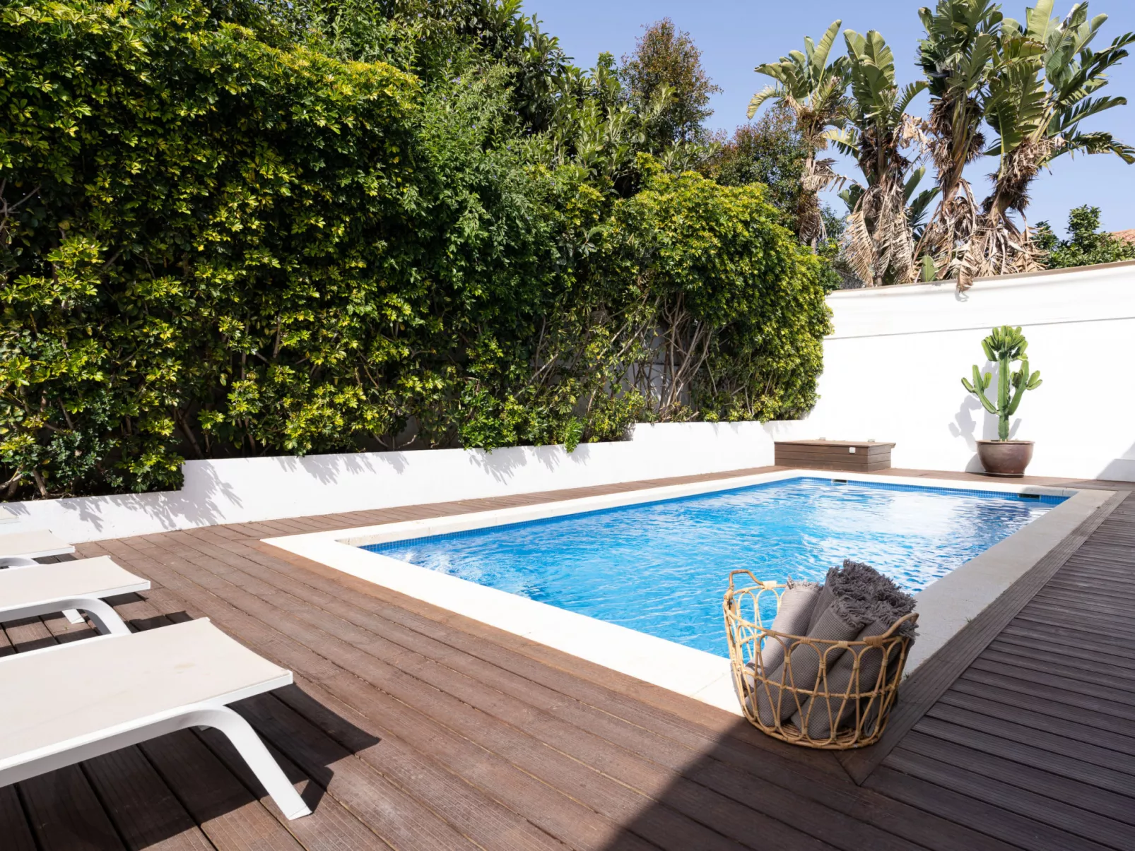 Villa Madrugada, beachside villa in Costabella - Draußen