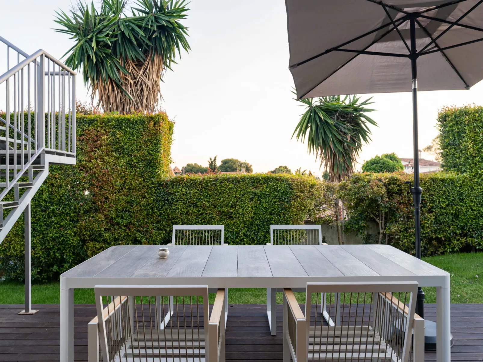 Villa Madrugada, beachside villa in Costabella - Draußen
