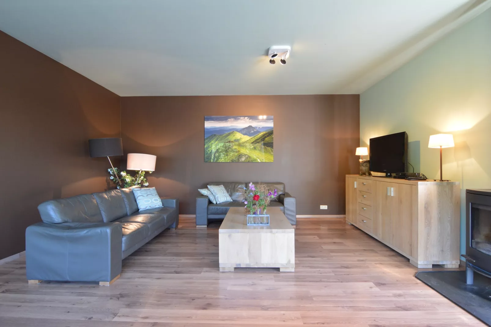 Villa Swing - Living room