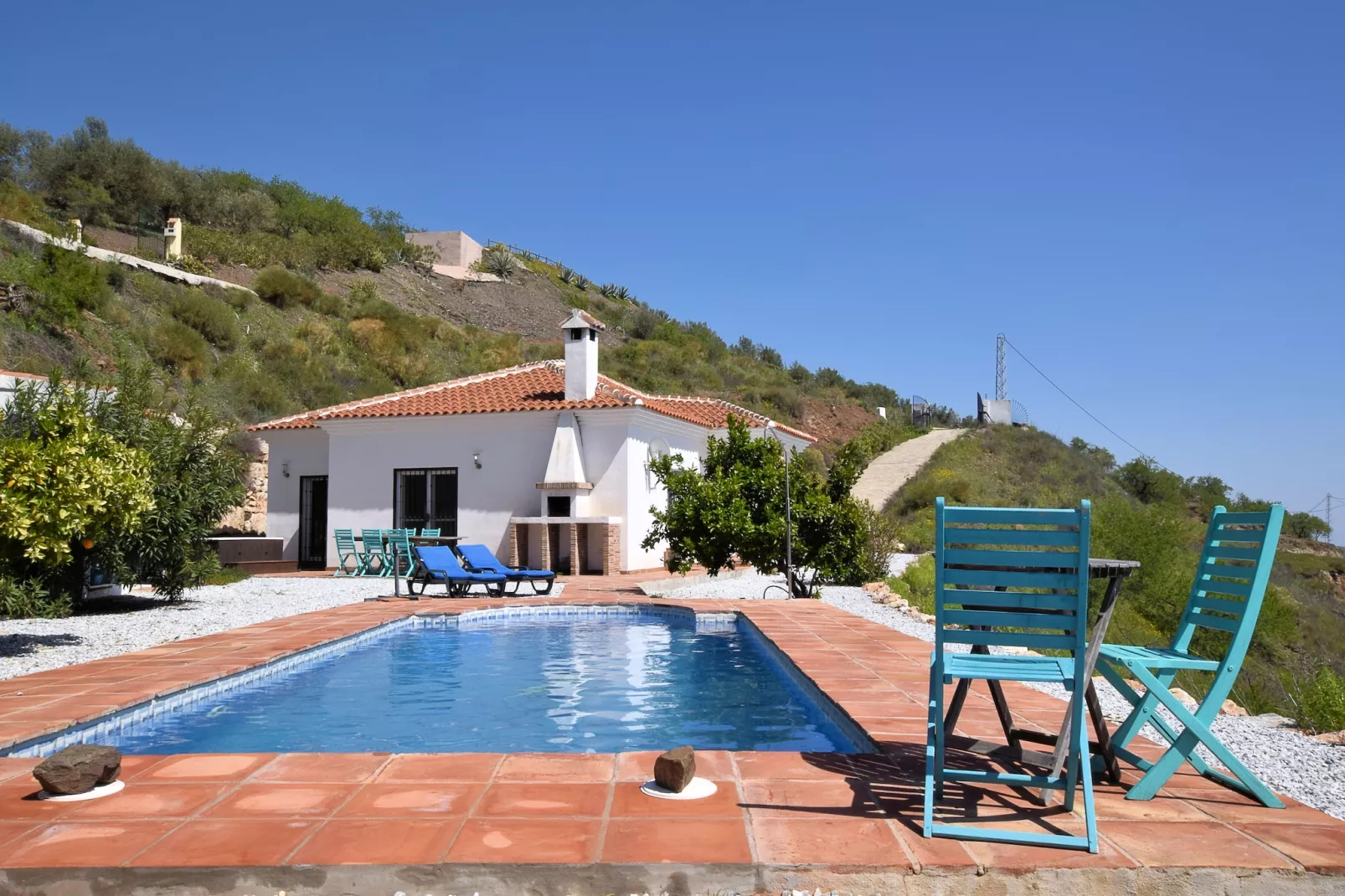 Villa Las Reinas - Exterior in summer