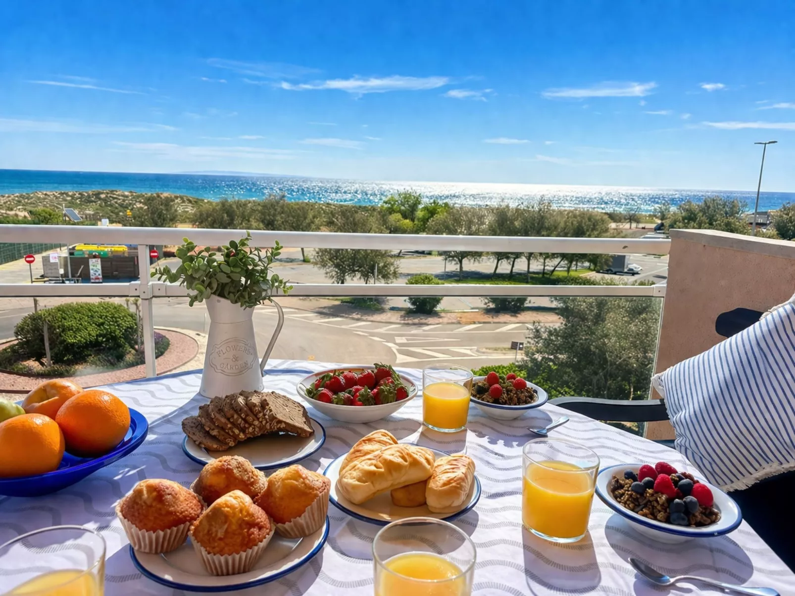 Port Pals "Summer Vibes"