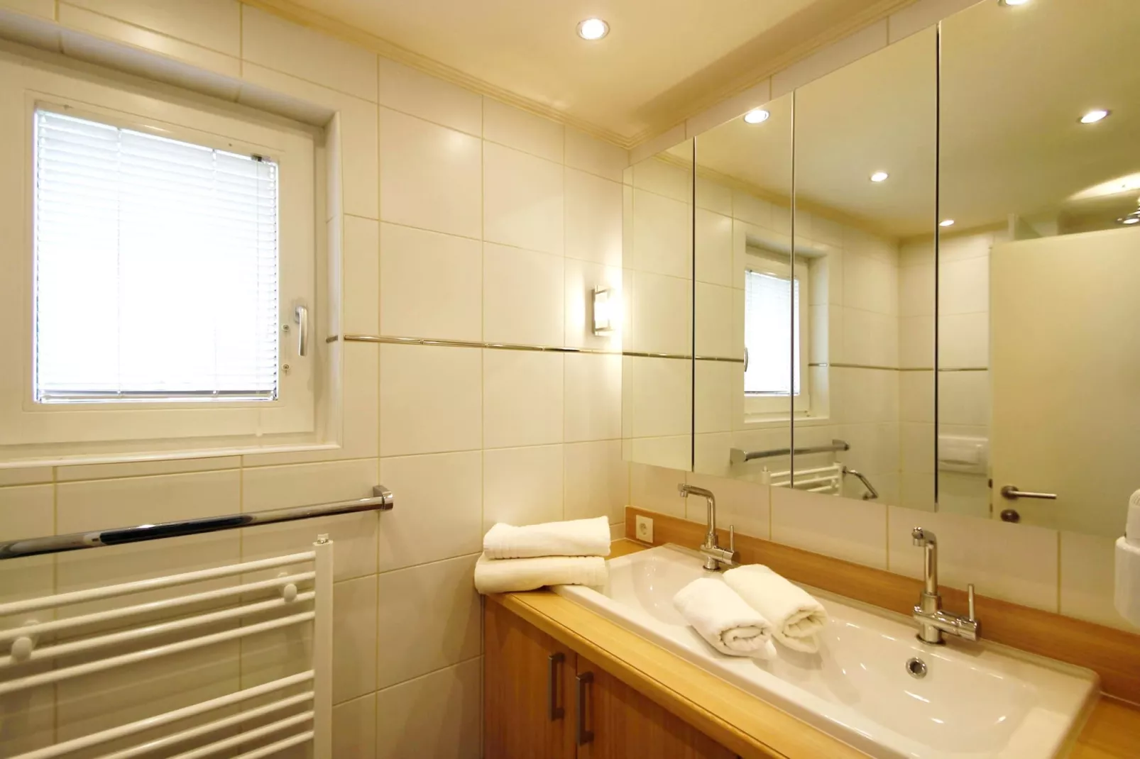 Menardi D - Badezimmer