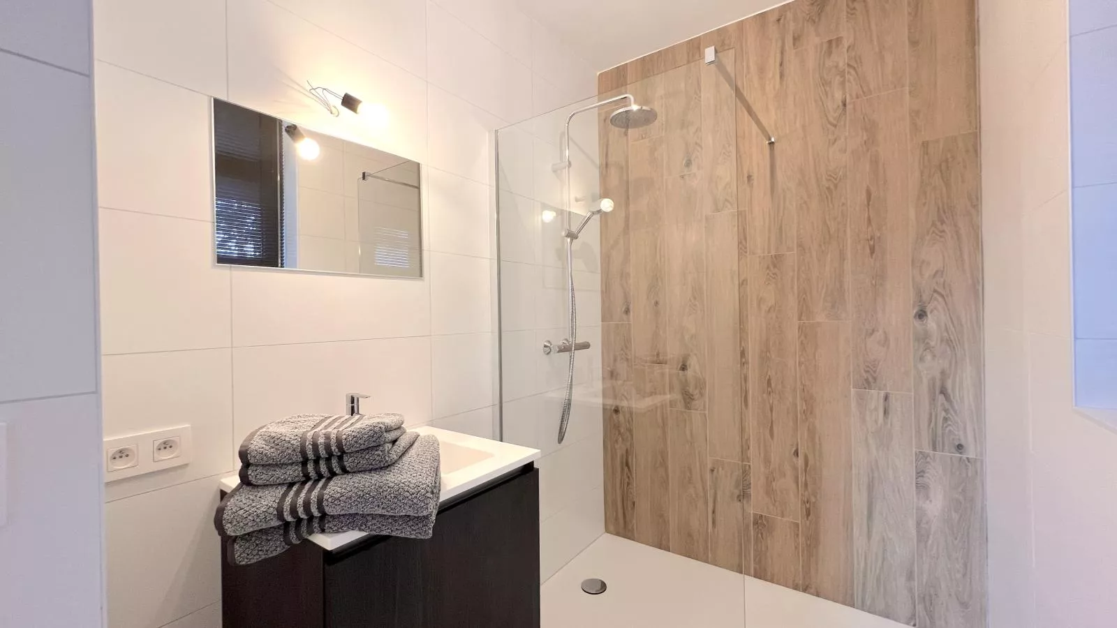 Lindehoeve-Bathroom