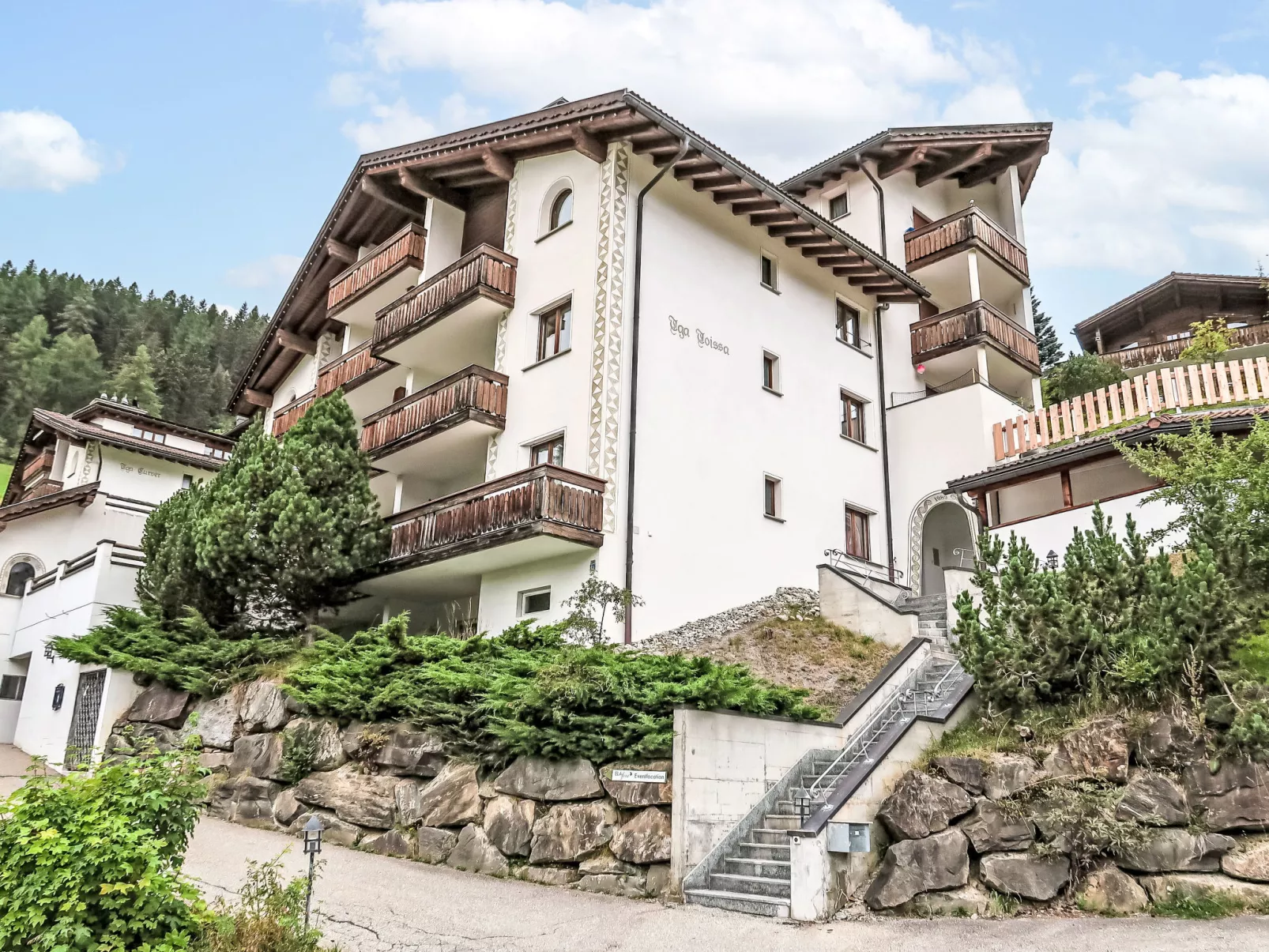 Toissa A6 - Draußen