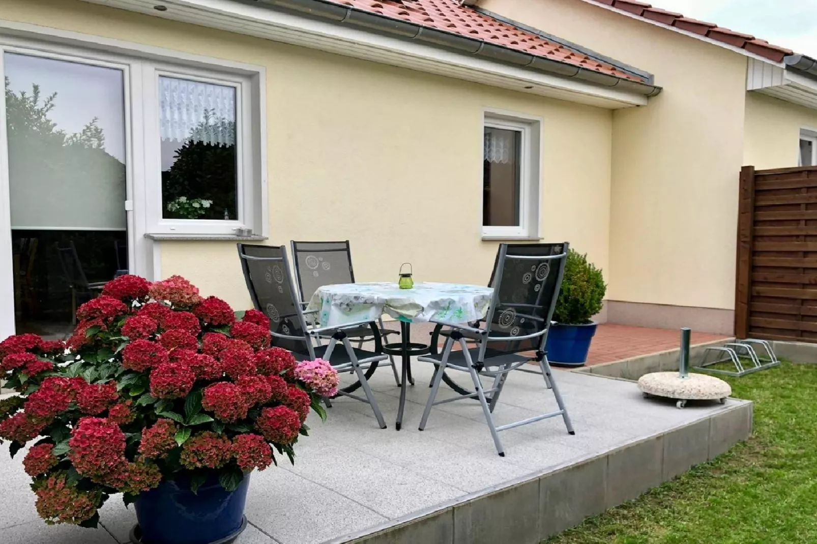 Doppelhaushälfte rechts