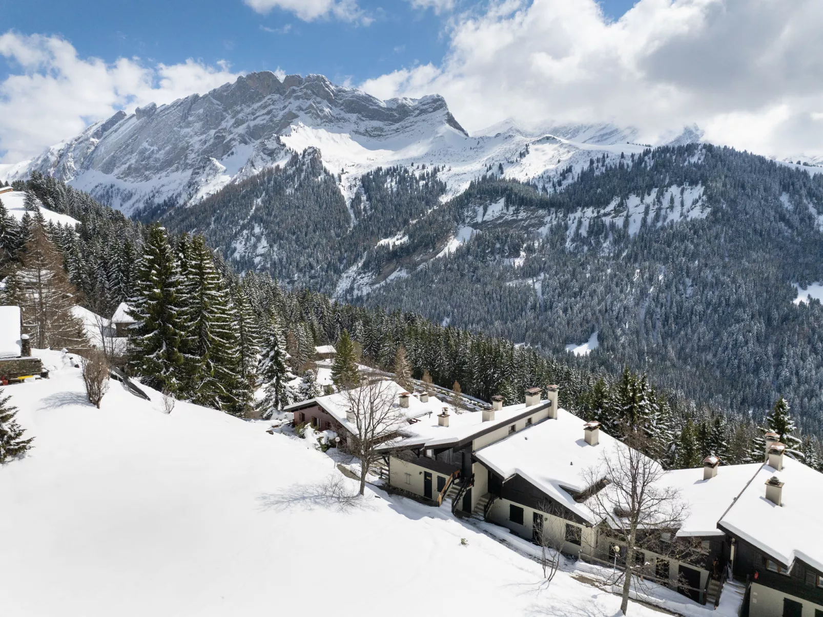 Les Arsets 308/15 - Draußen