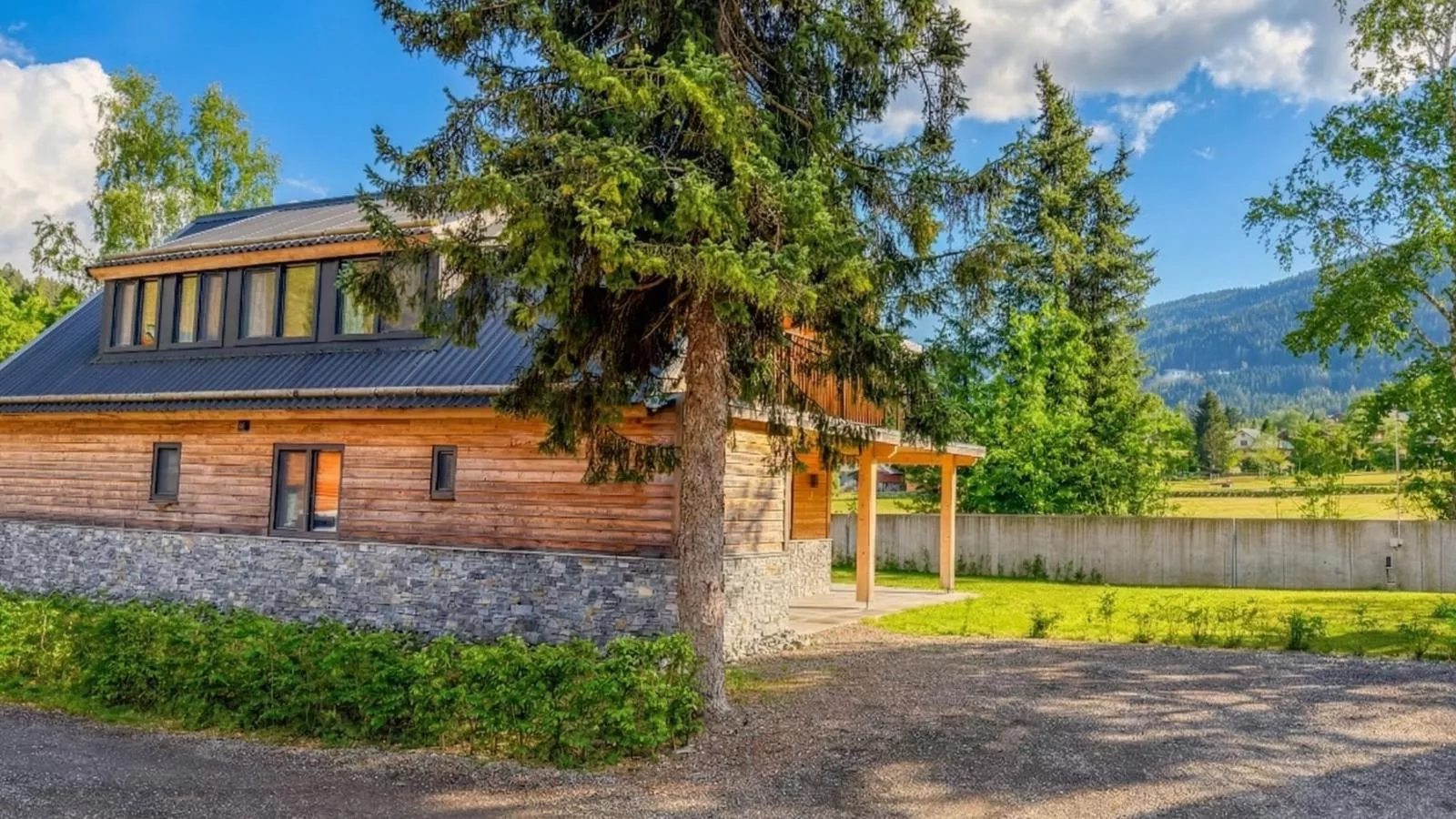 Alpenchalet Kärntnerglück - Außenbereich Sommer