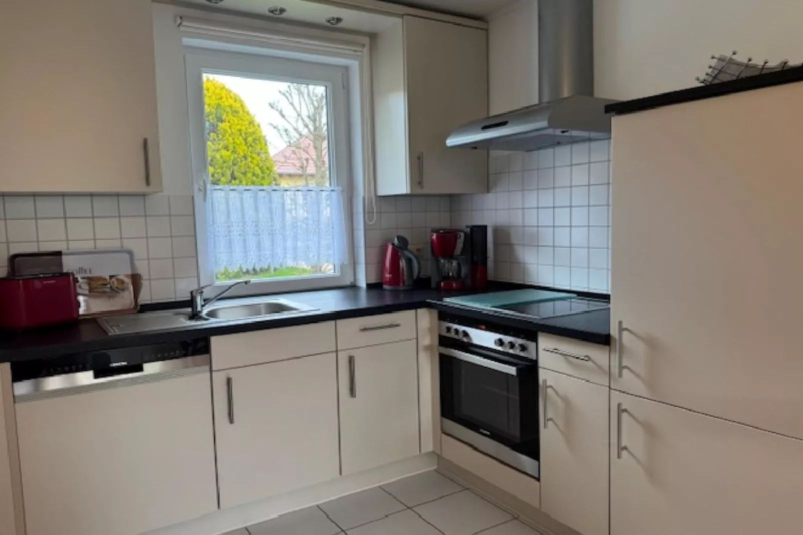 Doppelhaushälfte links - Kitchen