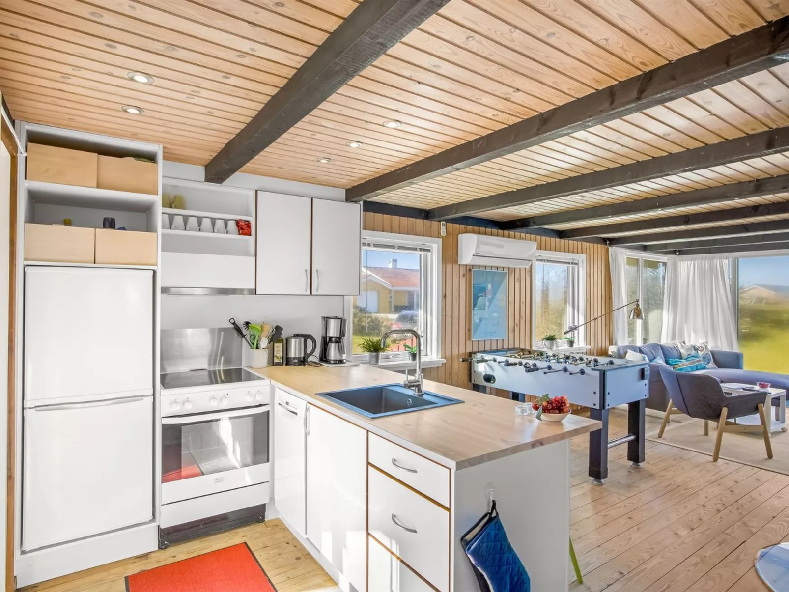 "Stella" - 700m from the sea