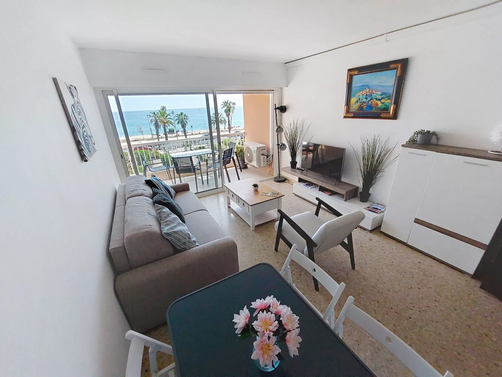 Le Méditerranée - Dedans