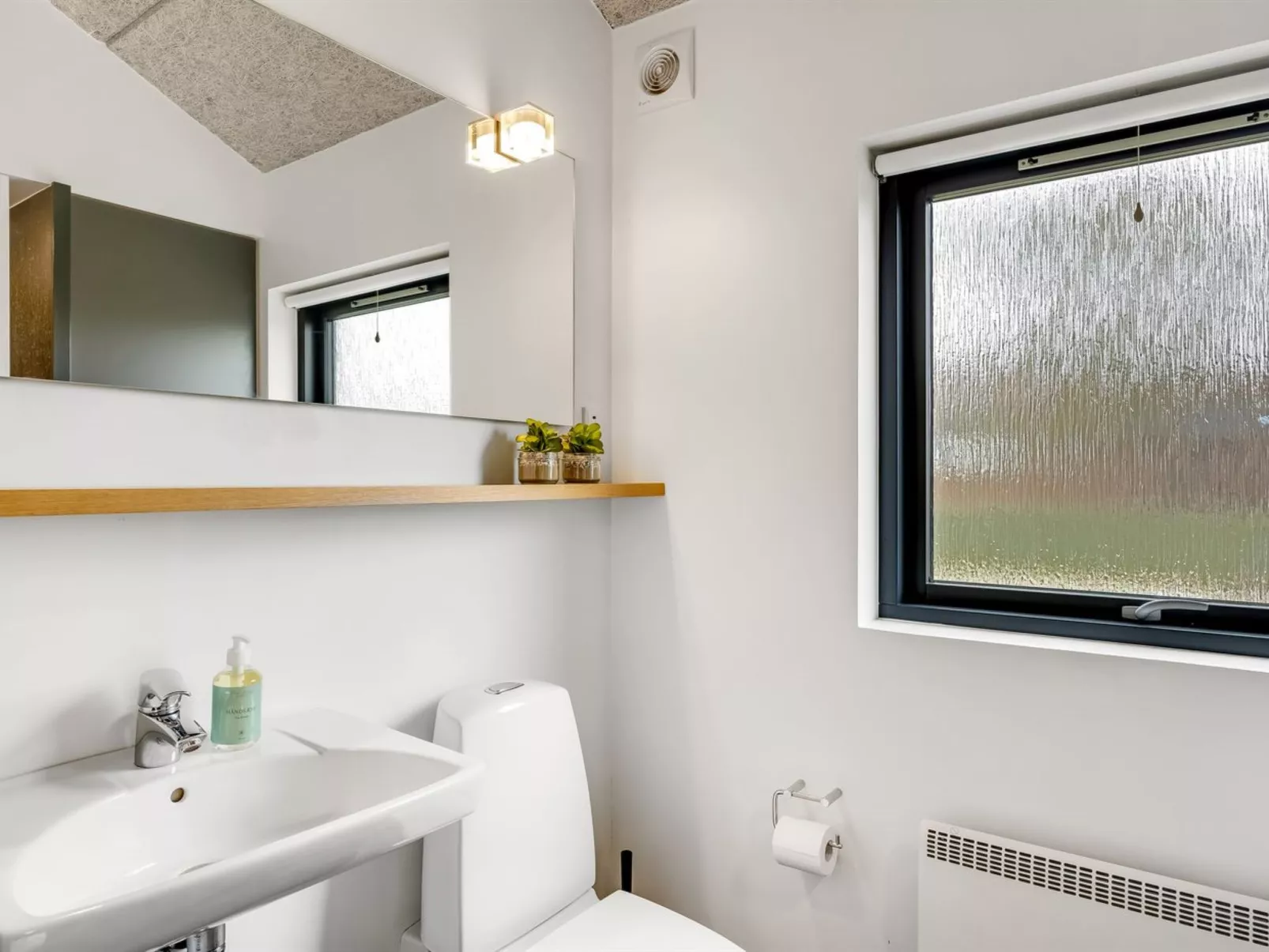 "Anttoni" - 350m from the sea - Drinnen