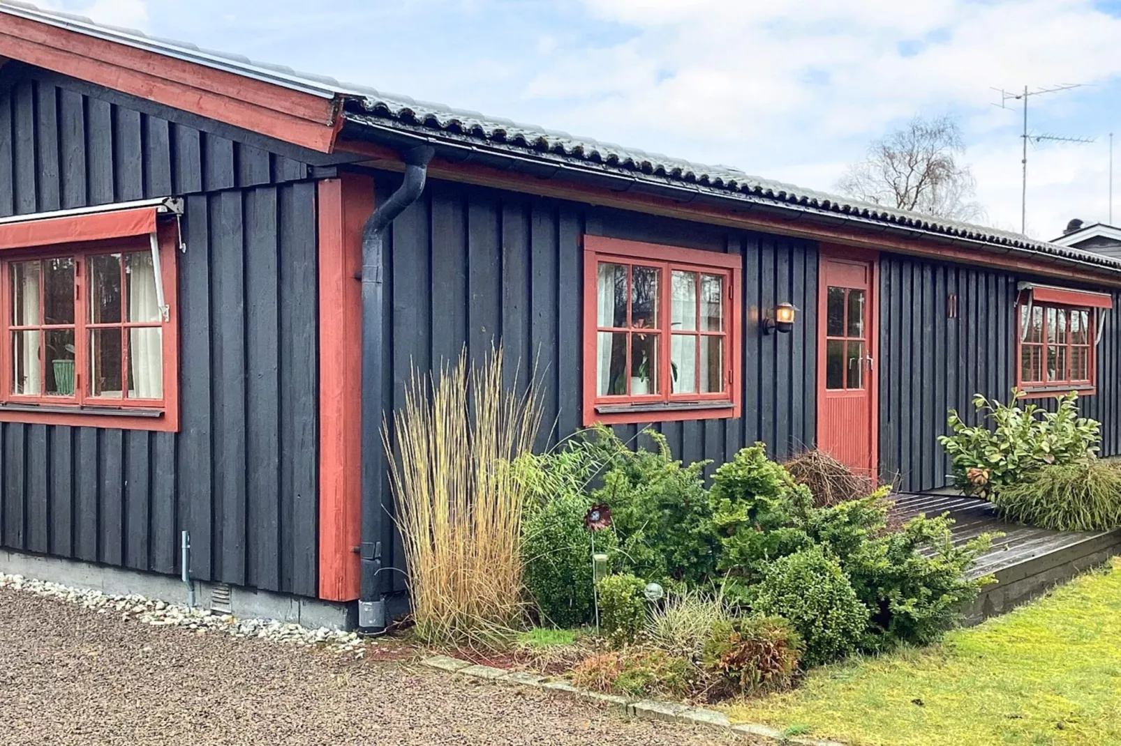 4 Sterne Ferienhaus in ELDSBERGA - Im Freien
