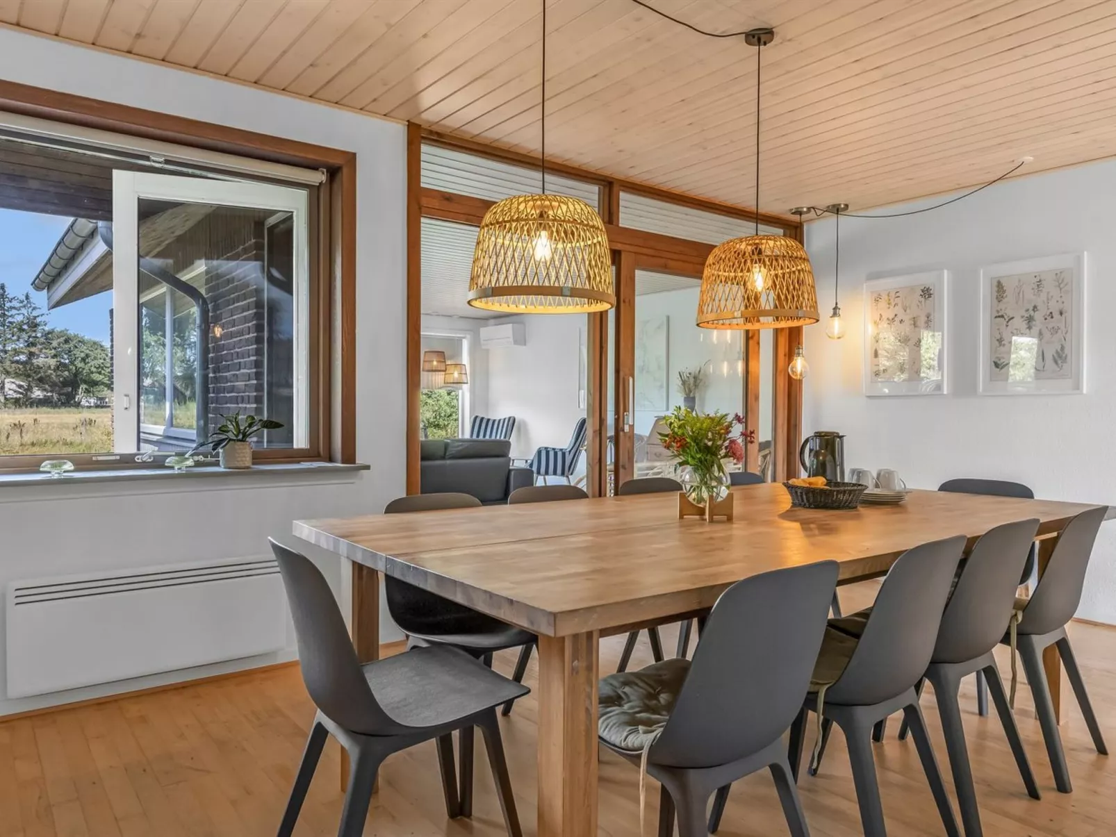"Mikkelina" - 1.7km from the sea - Drinnen