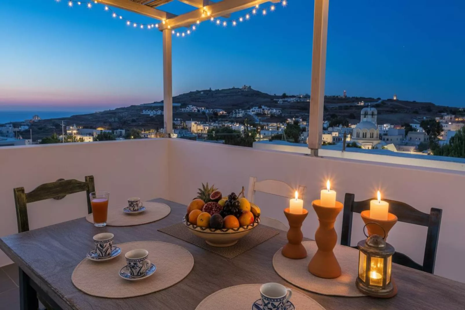 Poseidon’s Water Escape Santorini Rooftop Jacuzzi - Terrace balcony