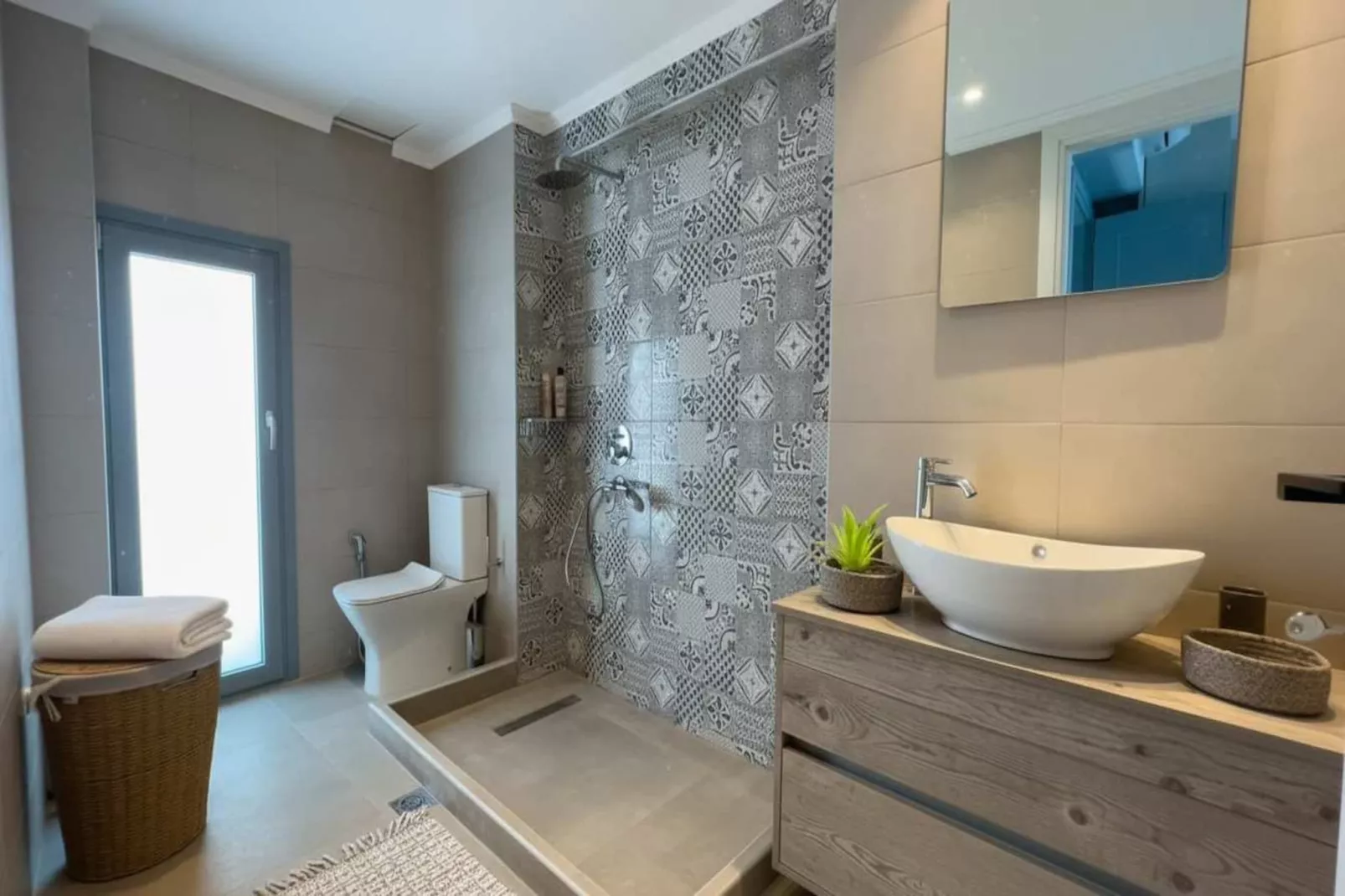 Premium Modern Charaki Studio w Beautiful Sea View - Salle de bain