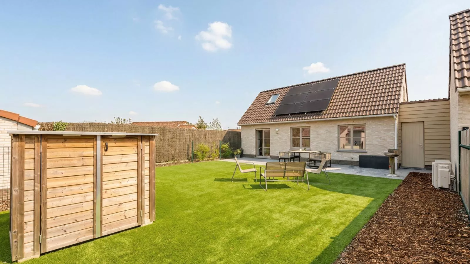 Westhinder I H70 - Garten Sommer