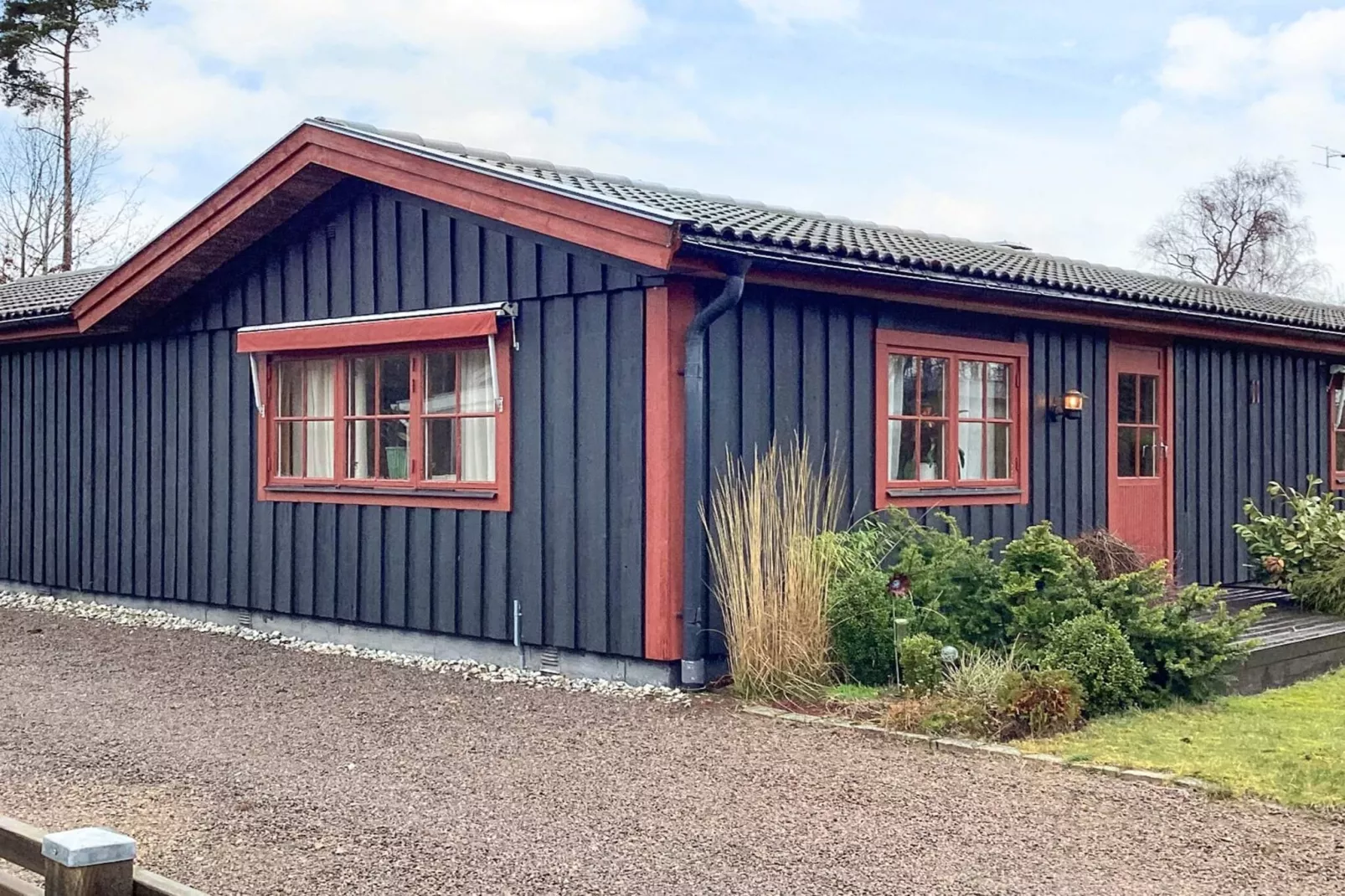 4 Sterne Ferienhaus in ELDSBERGA - Im Freien