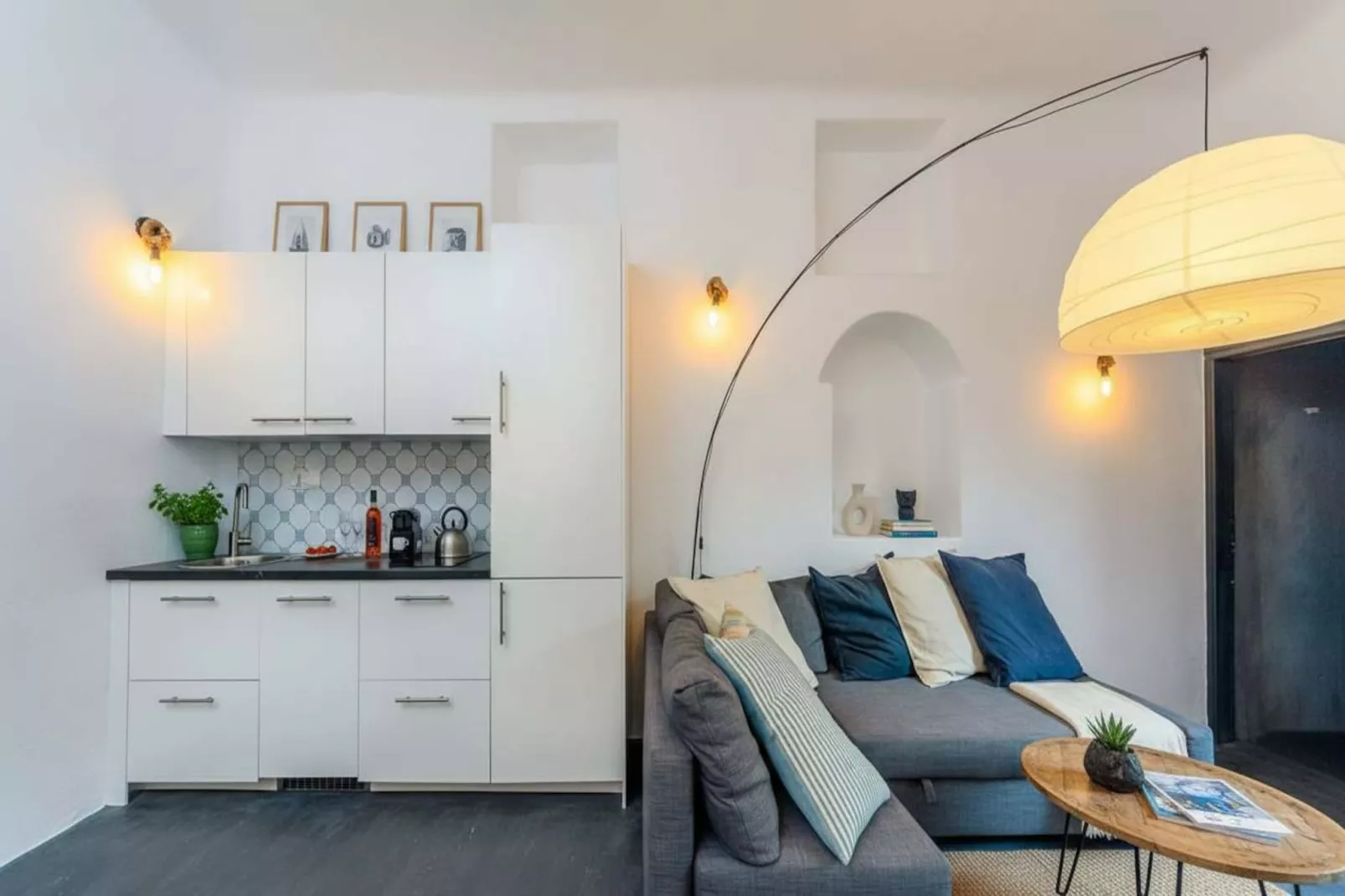 Dionysos Wine Authentic Stay 2 Bd Santorini Home - Living room