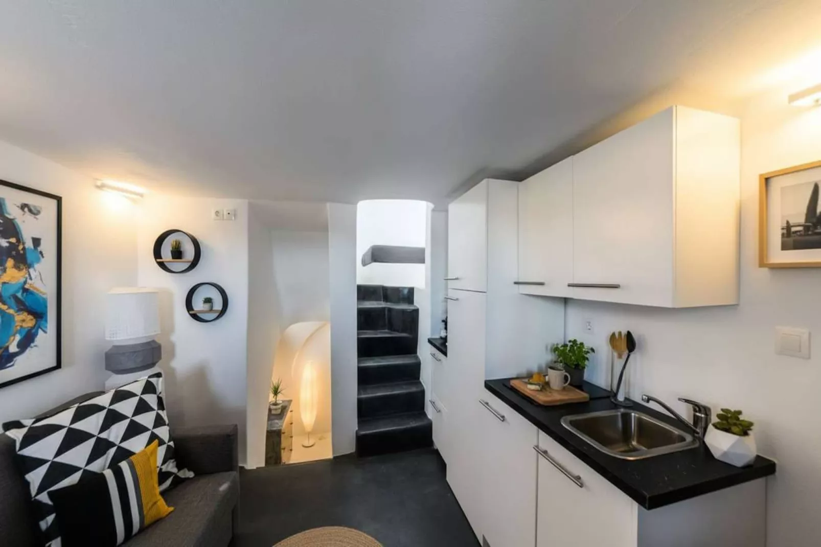 Poseidon’s Water Escape Santorini Rooftop Jacuzzi - Kitchen