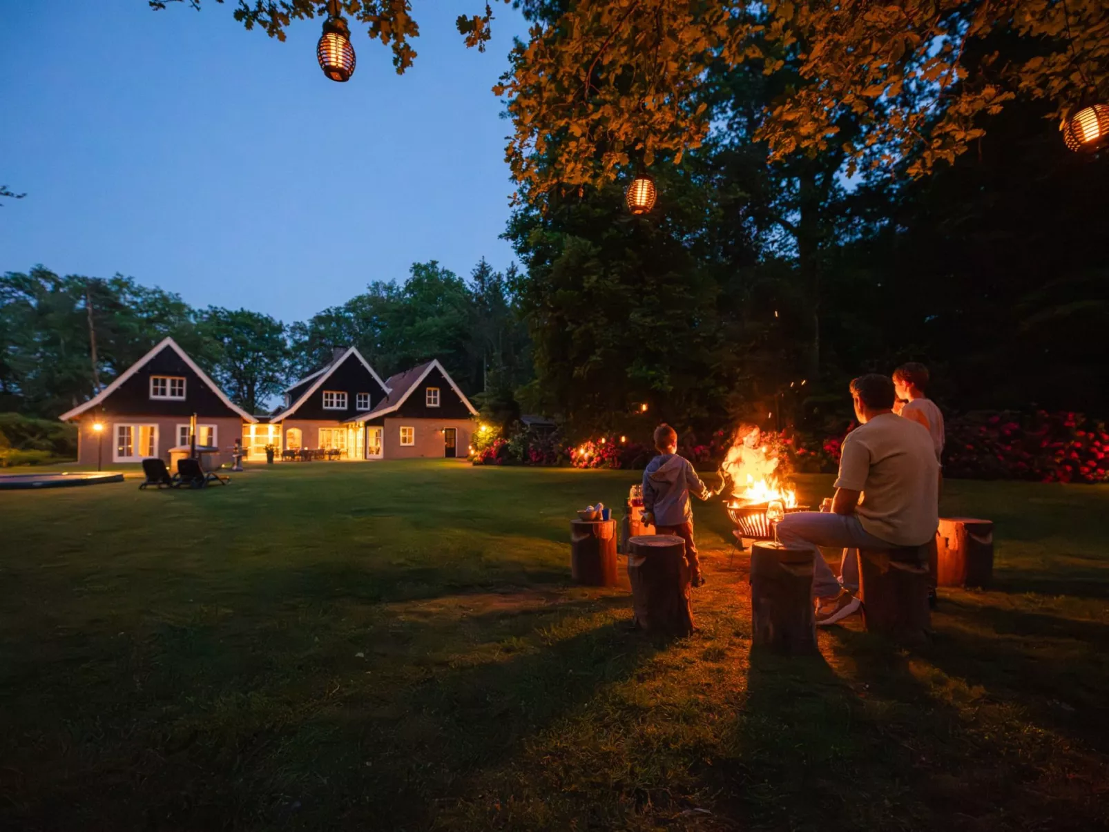 Het Landhuis - Outside