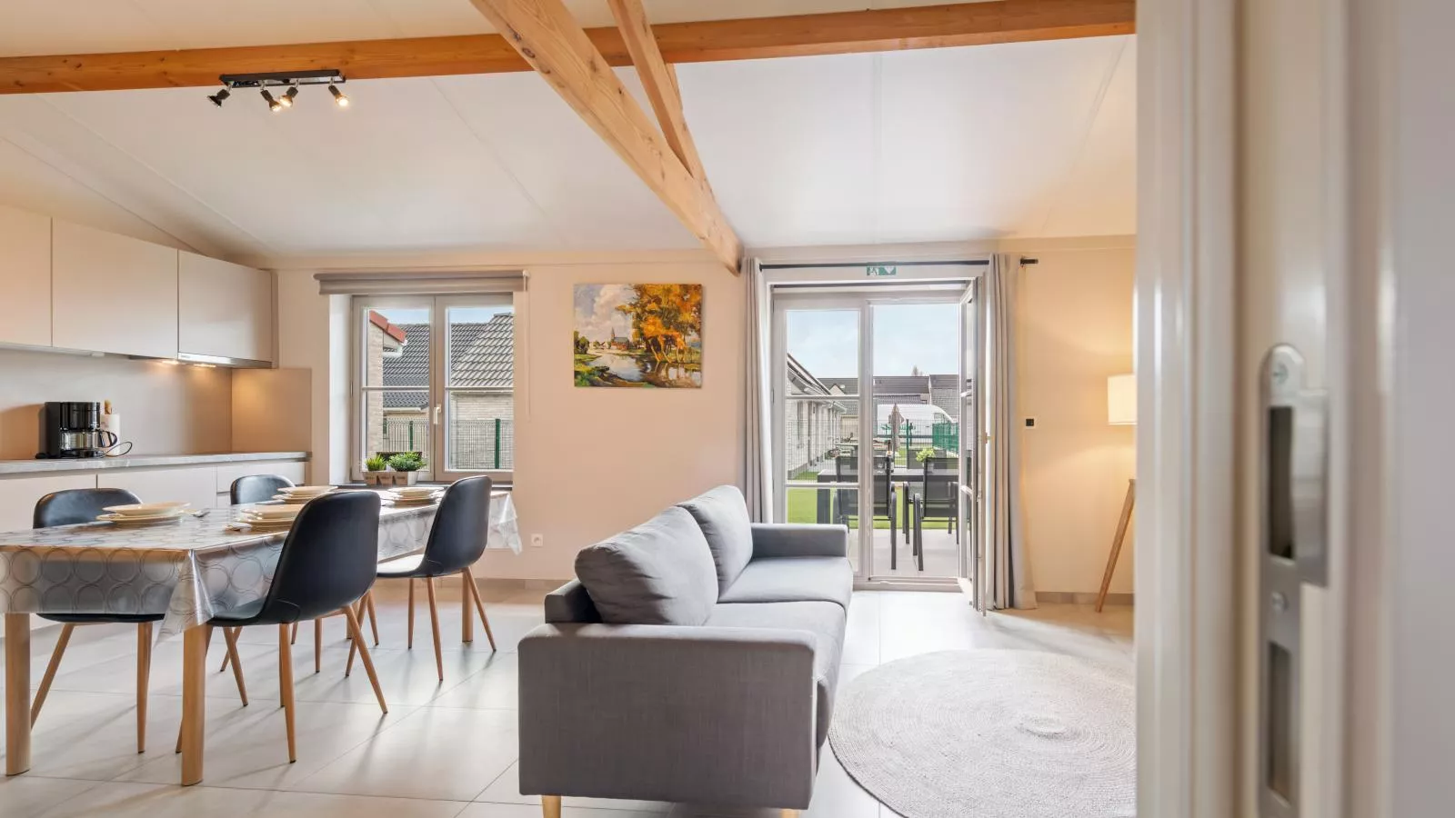 Westhinder II H18 - Living room