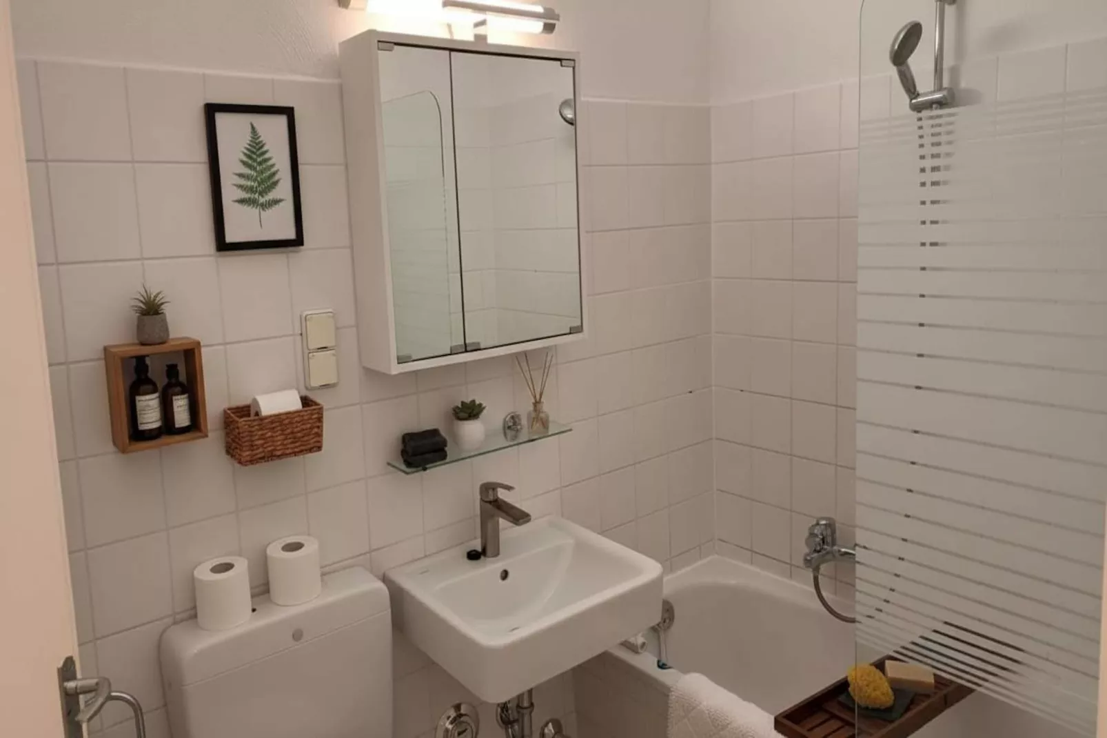 Alexanderplatz Chic Sunny City Studio - Bathroom