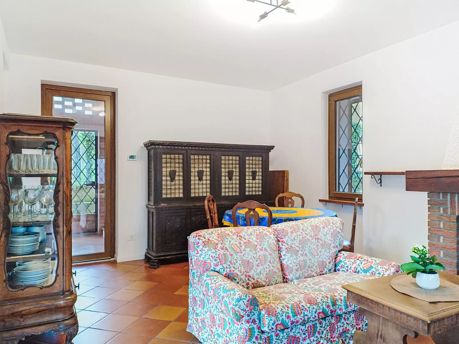 Cascina Paciotti - Inside