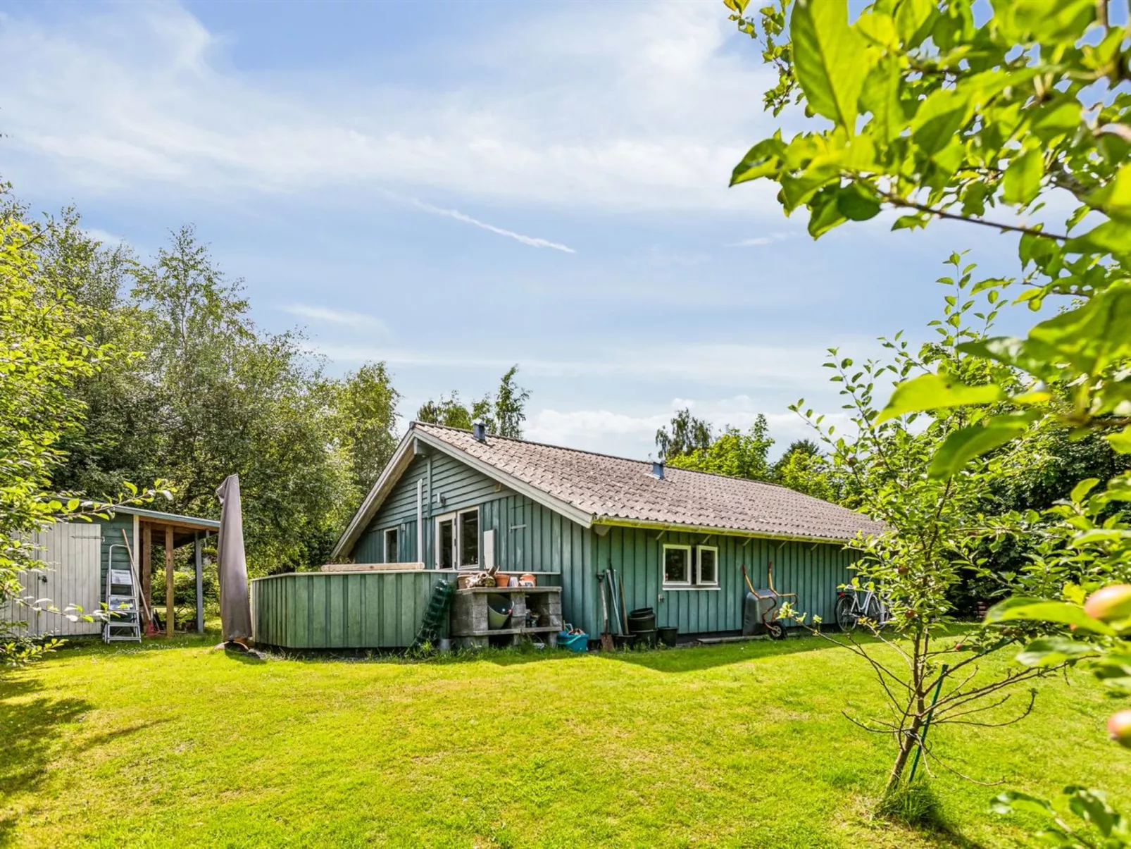 "Niela" - 700m from the sea - Draußen