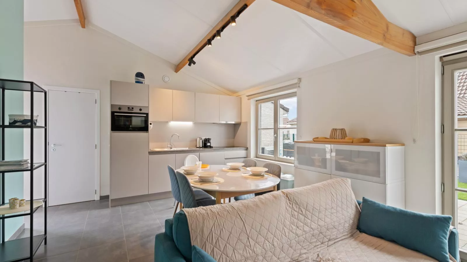 Westhinder I H93 - Living room