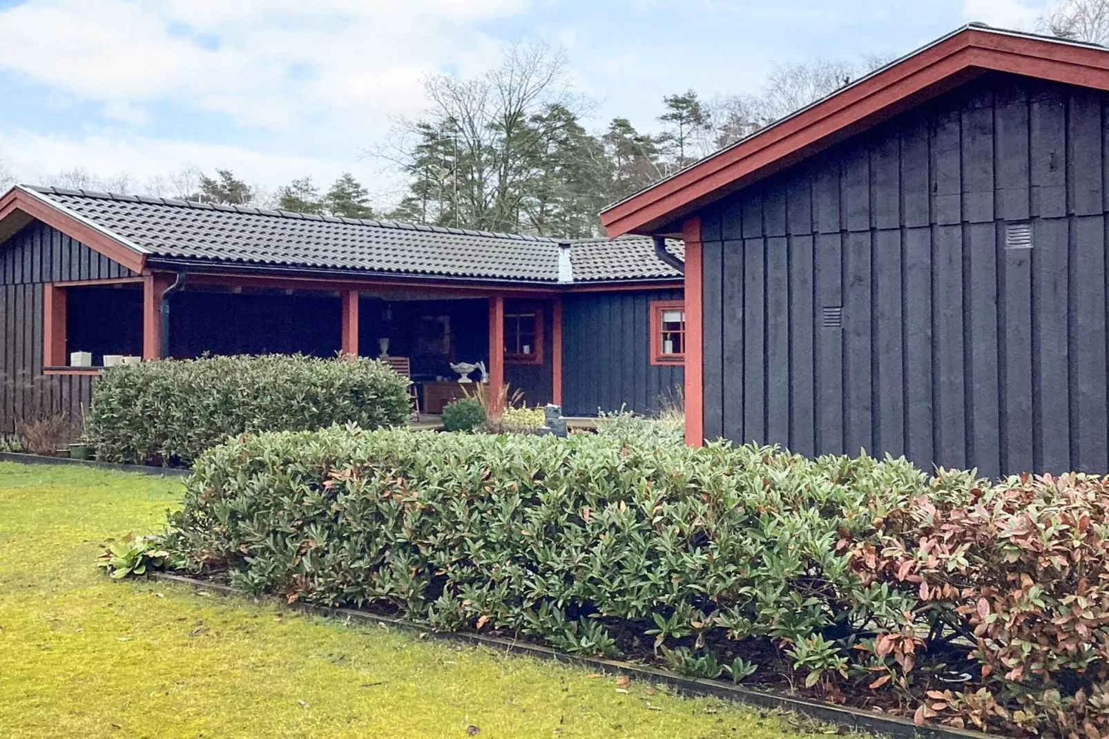 4 Sterne Ferienhaus in ELDSBERGA - Im Freien