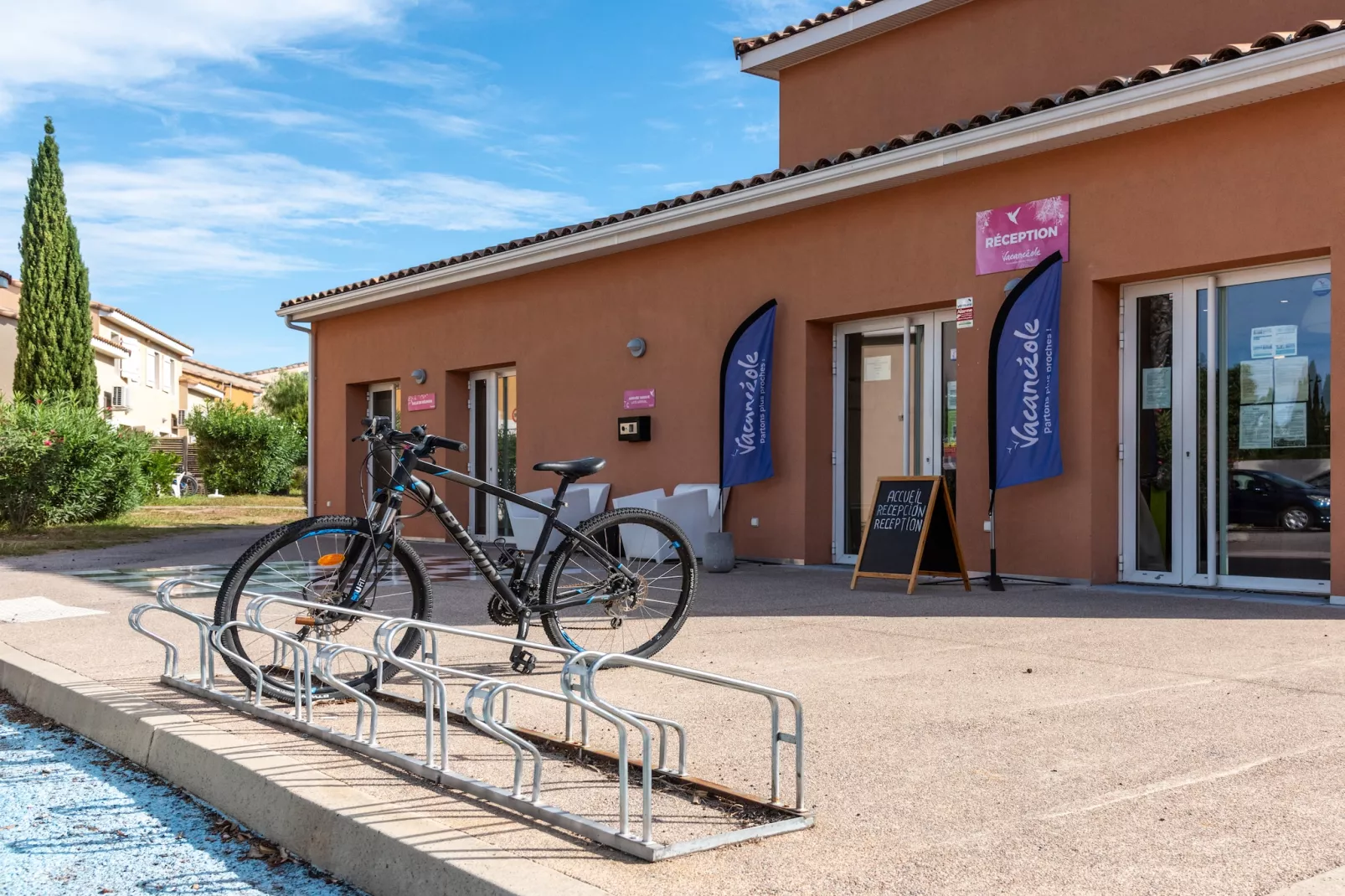 Les Demeures Torrellanes- Appartement 2 piÃ¨ces 4 personnes climatisÃ© - Exterior in summer