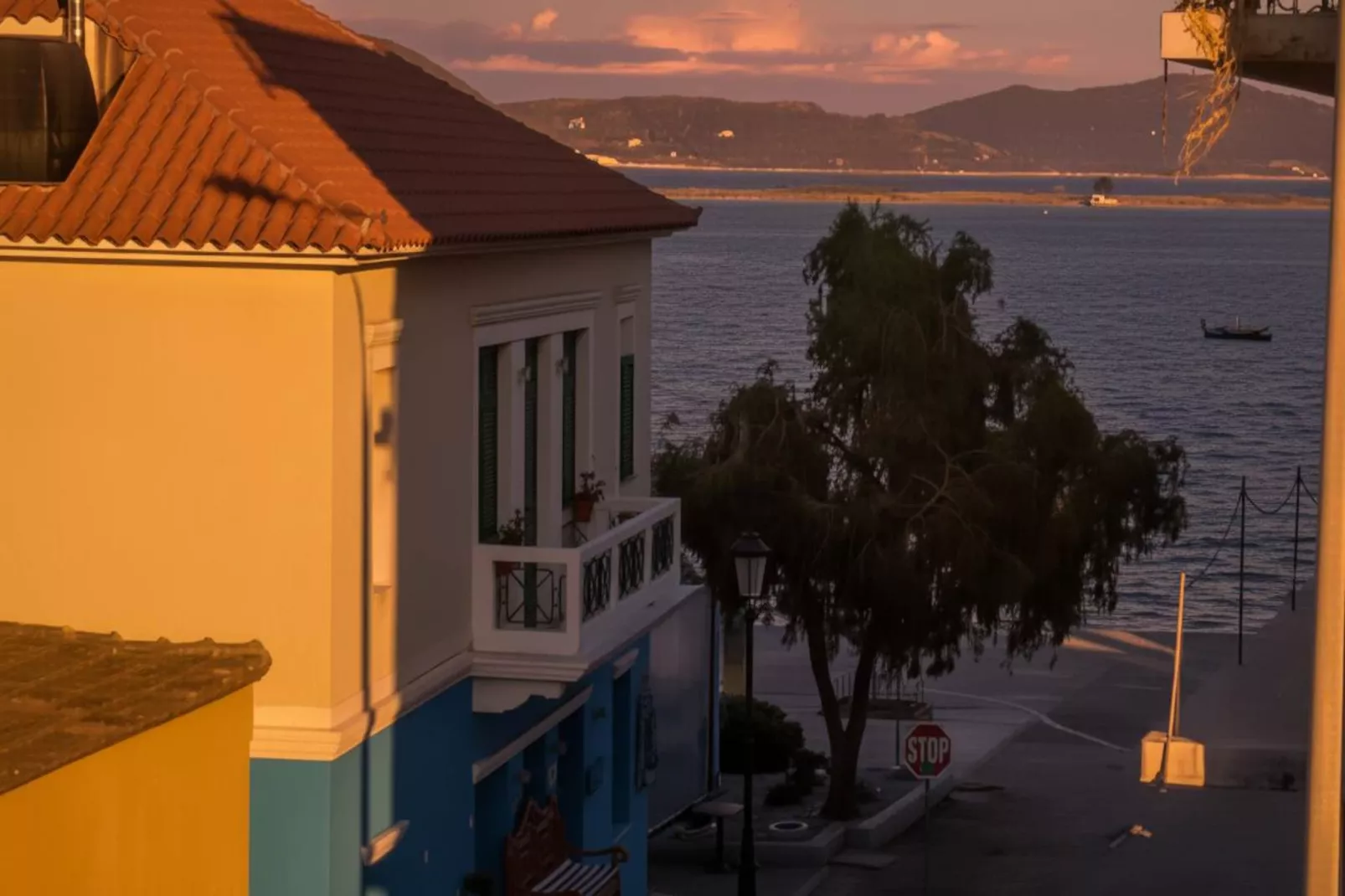 Urban Preveza Central Apt with Balcony - Areas within 1km in summer