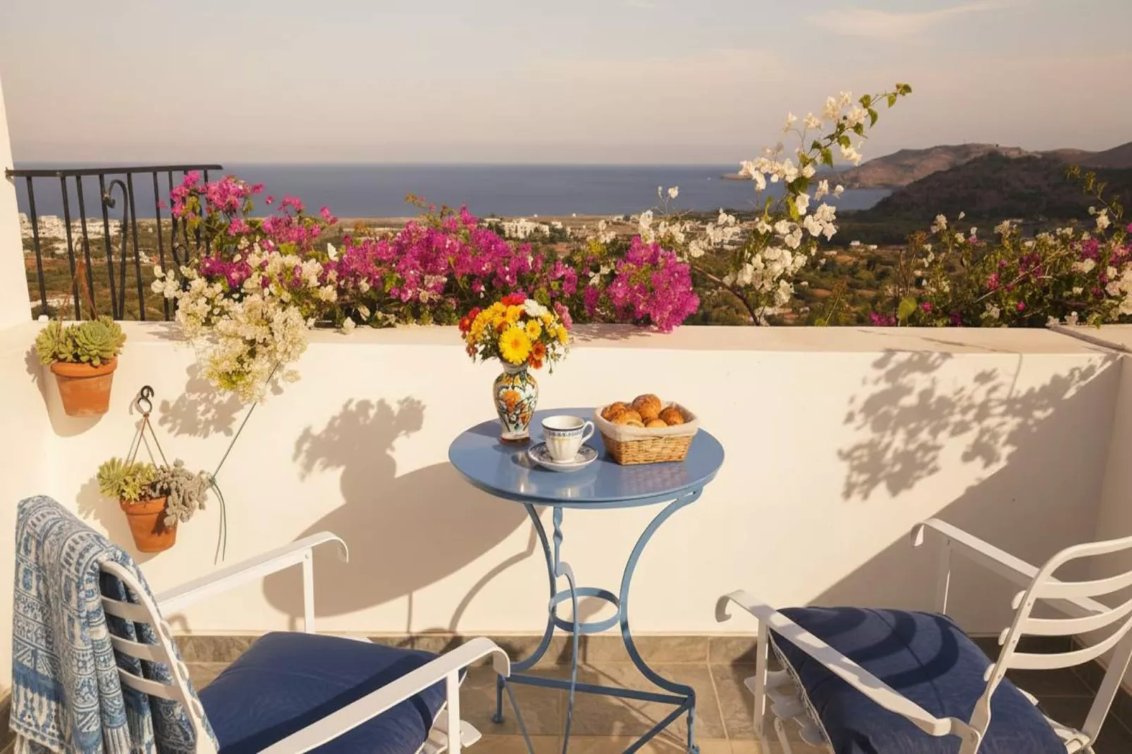Premium Villa in Rhodes with Private Pool Escape - Terrasse/Balkon